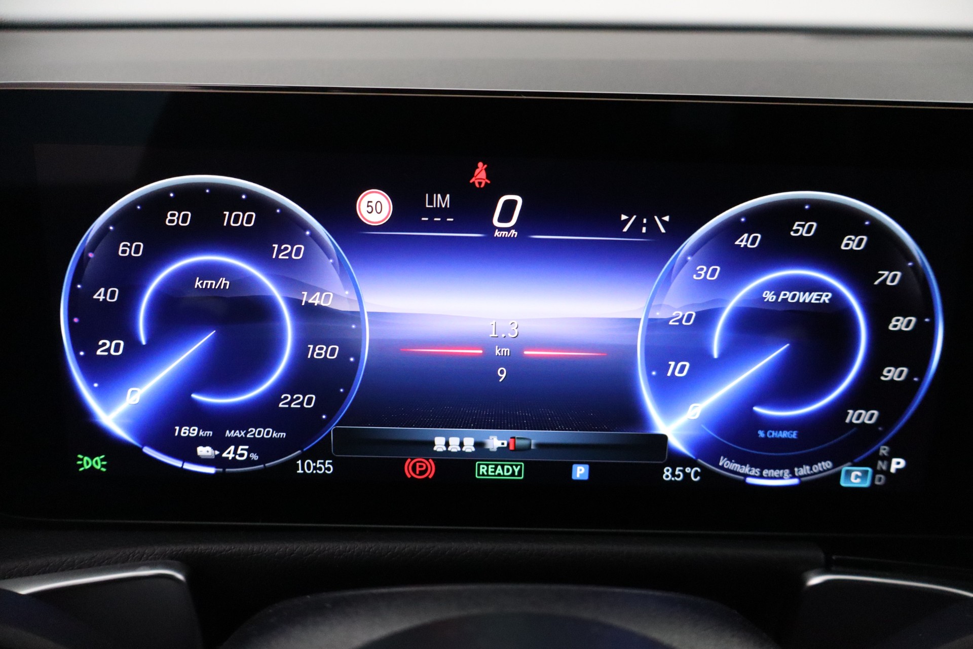 Mercedes-Benz EQB 2025