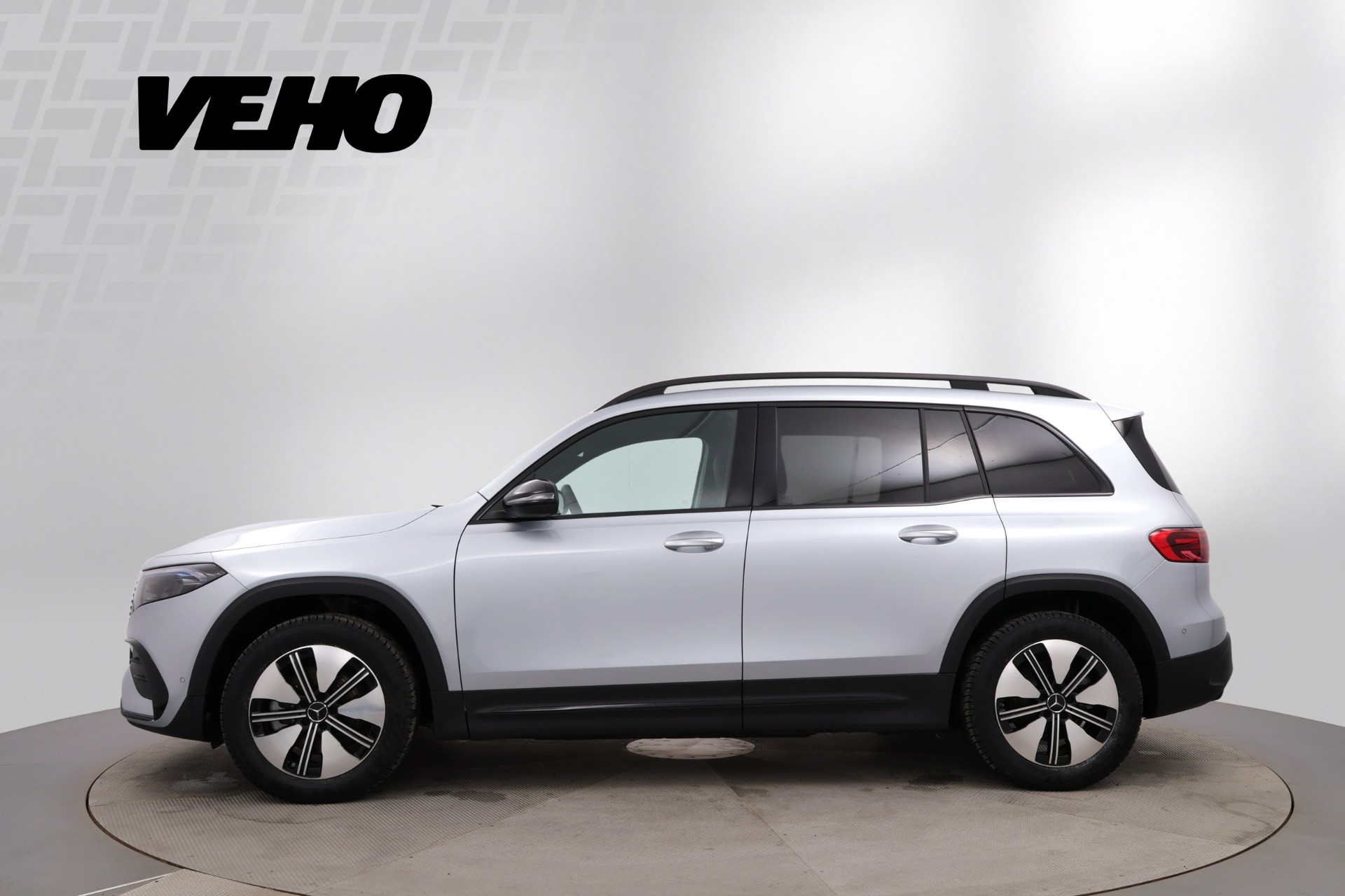 Mercedes-Benz EQB 2025