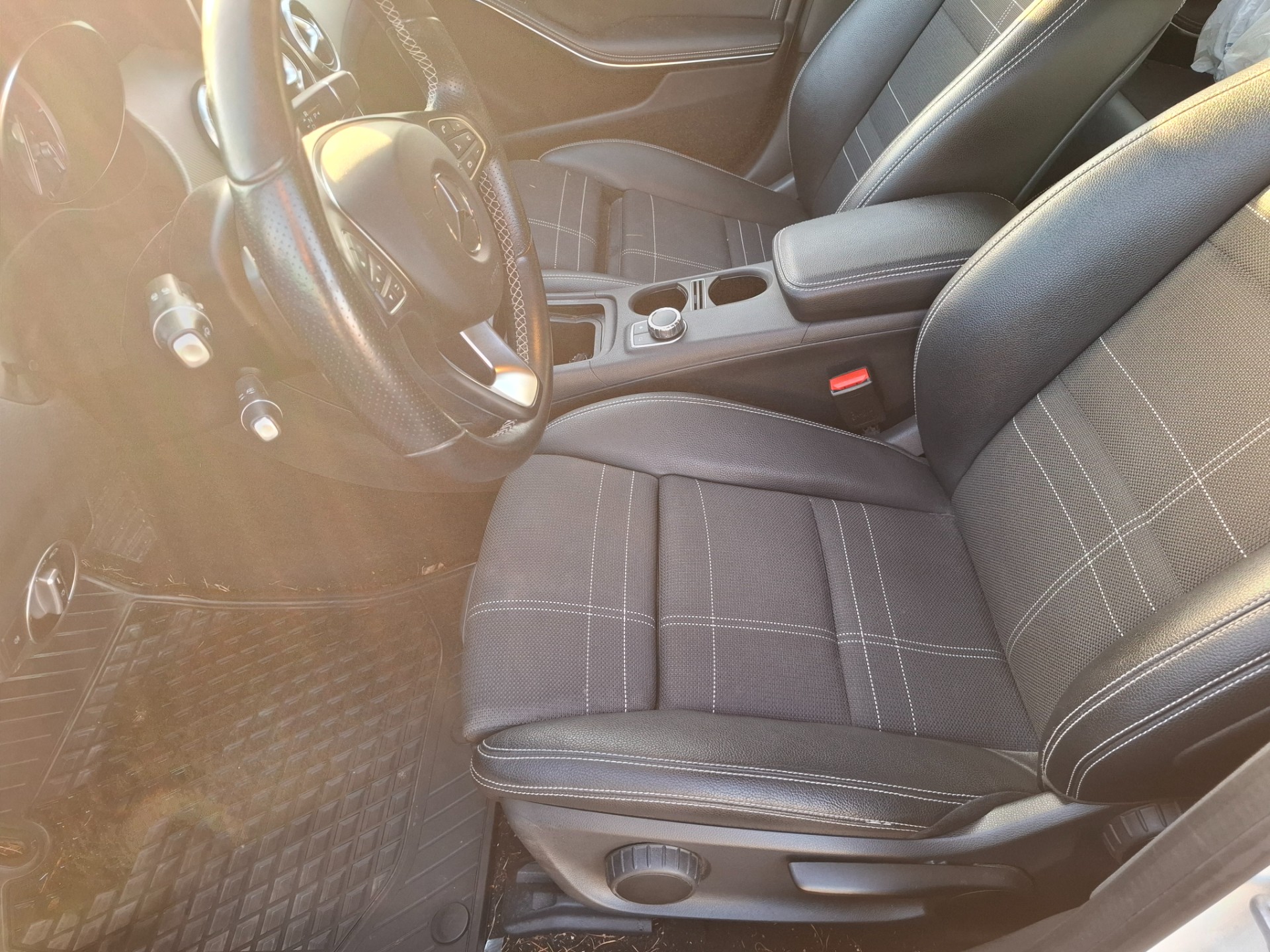 MERCEDES-BENZ CLA 2016