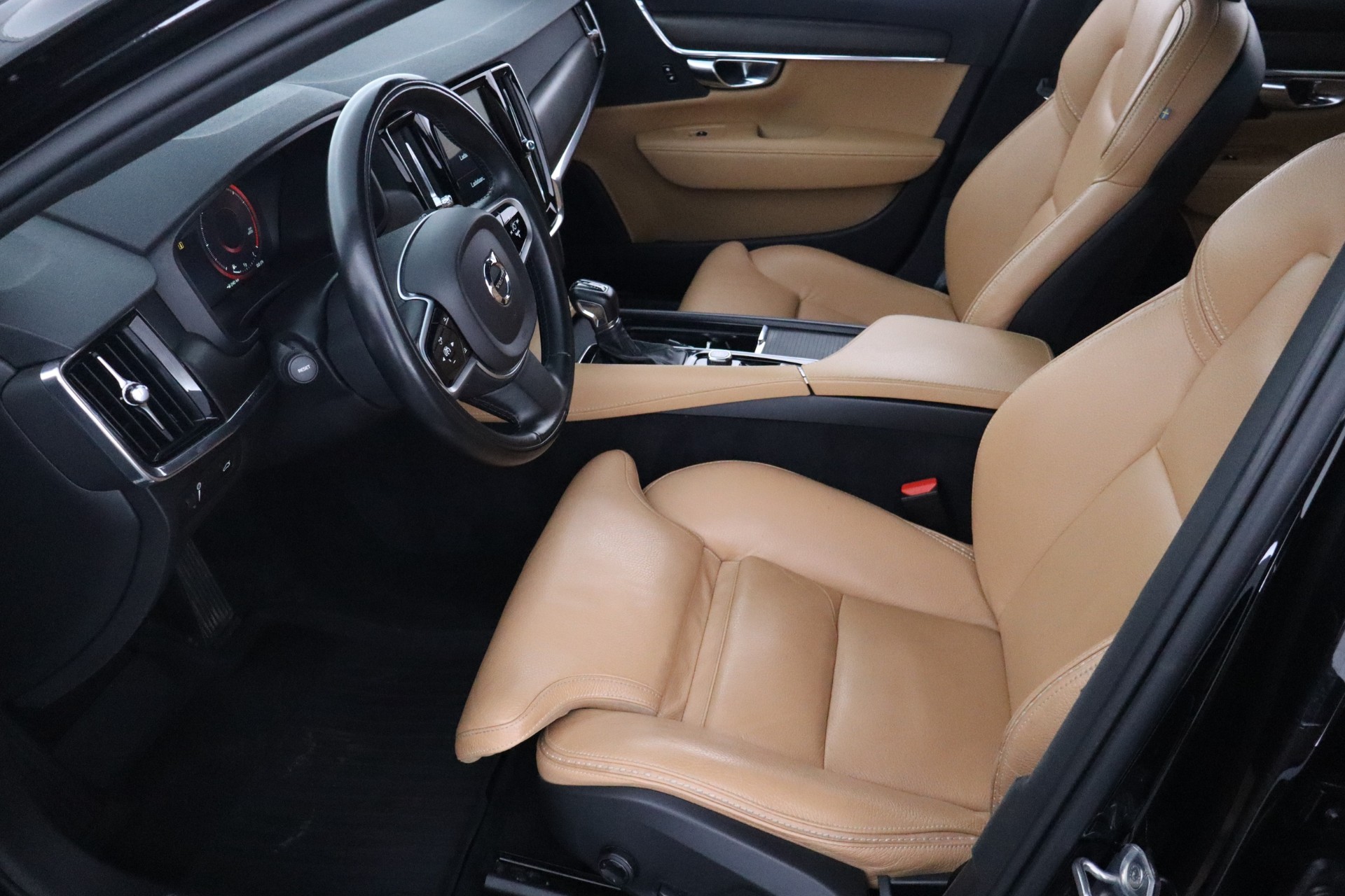 VOLVO V90 Cross Country 2018