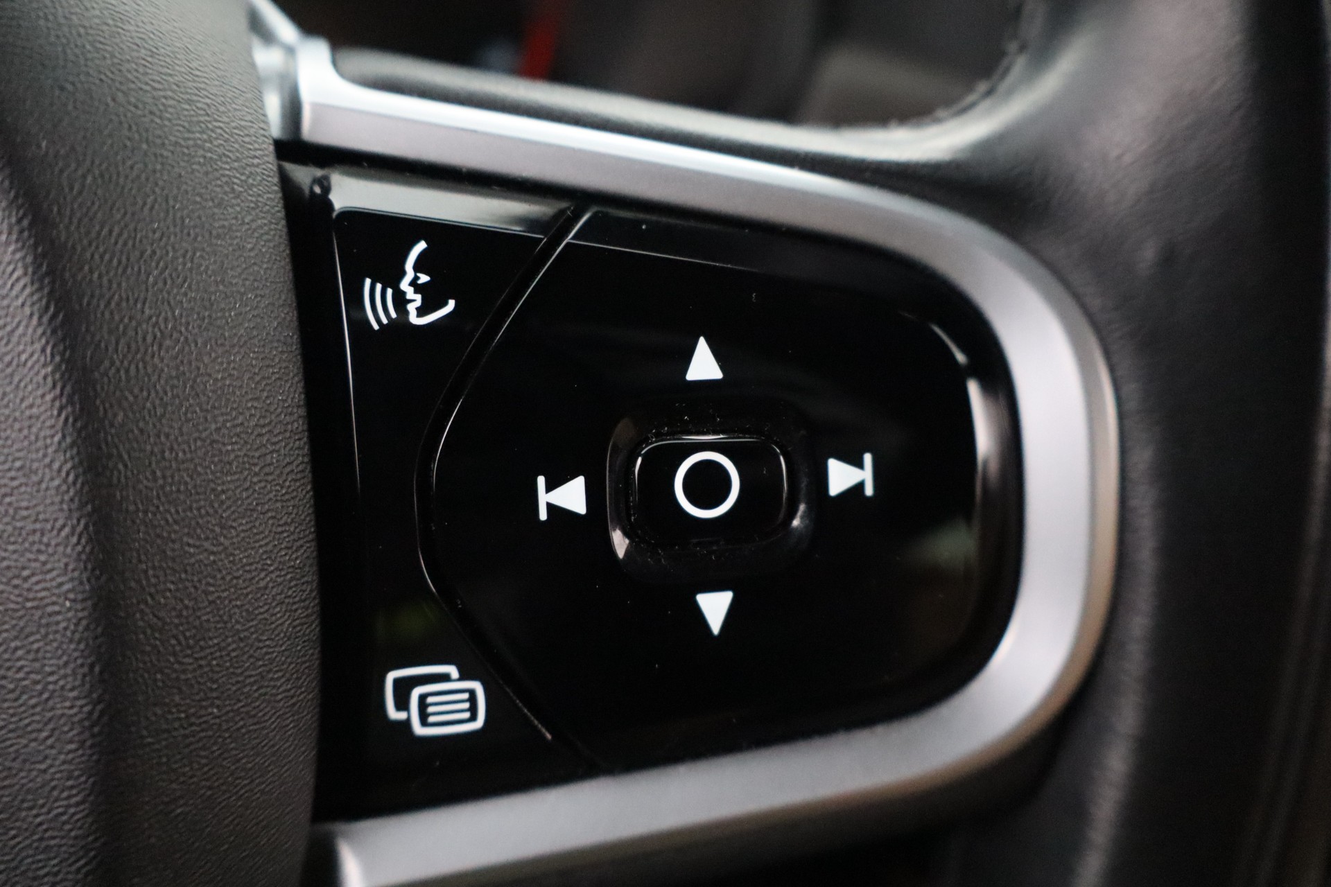 VOLVO V90 Cross Country 2018