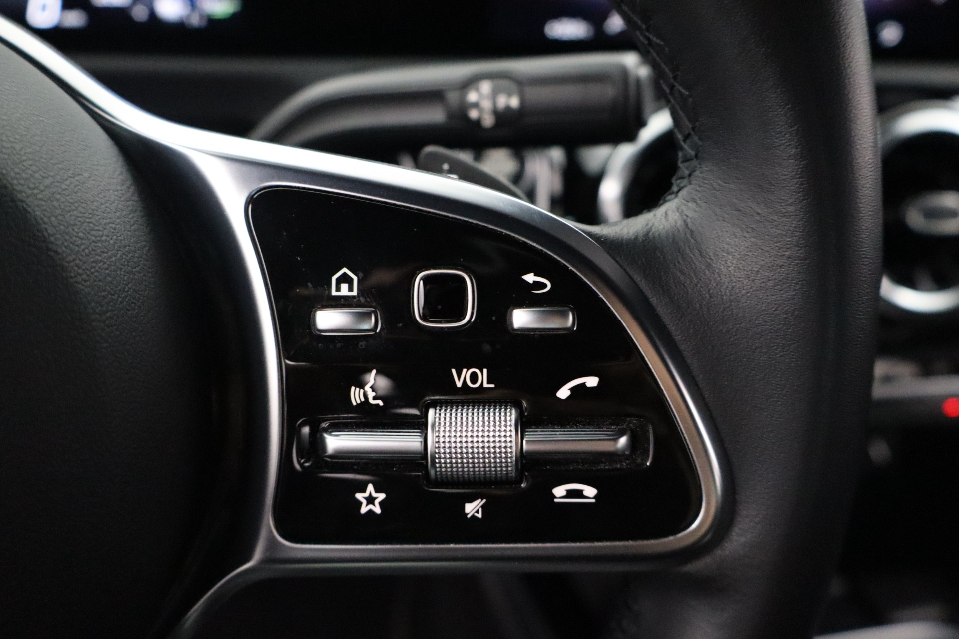 Mercedes-Benz CLA 2023