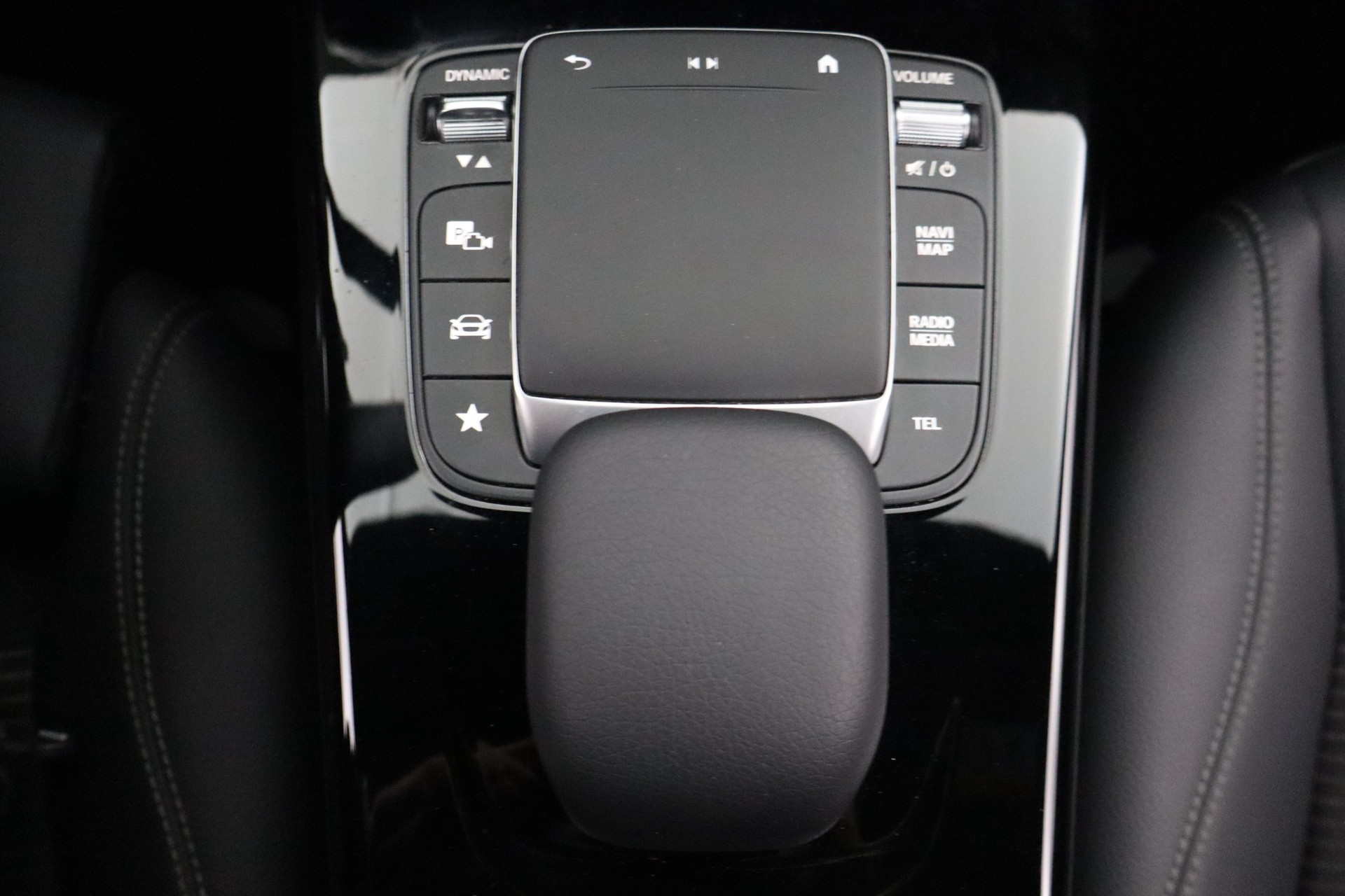 Mercedes-Benz CLA 2023