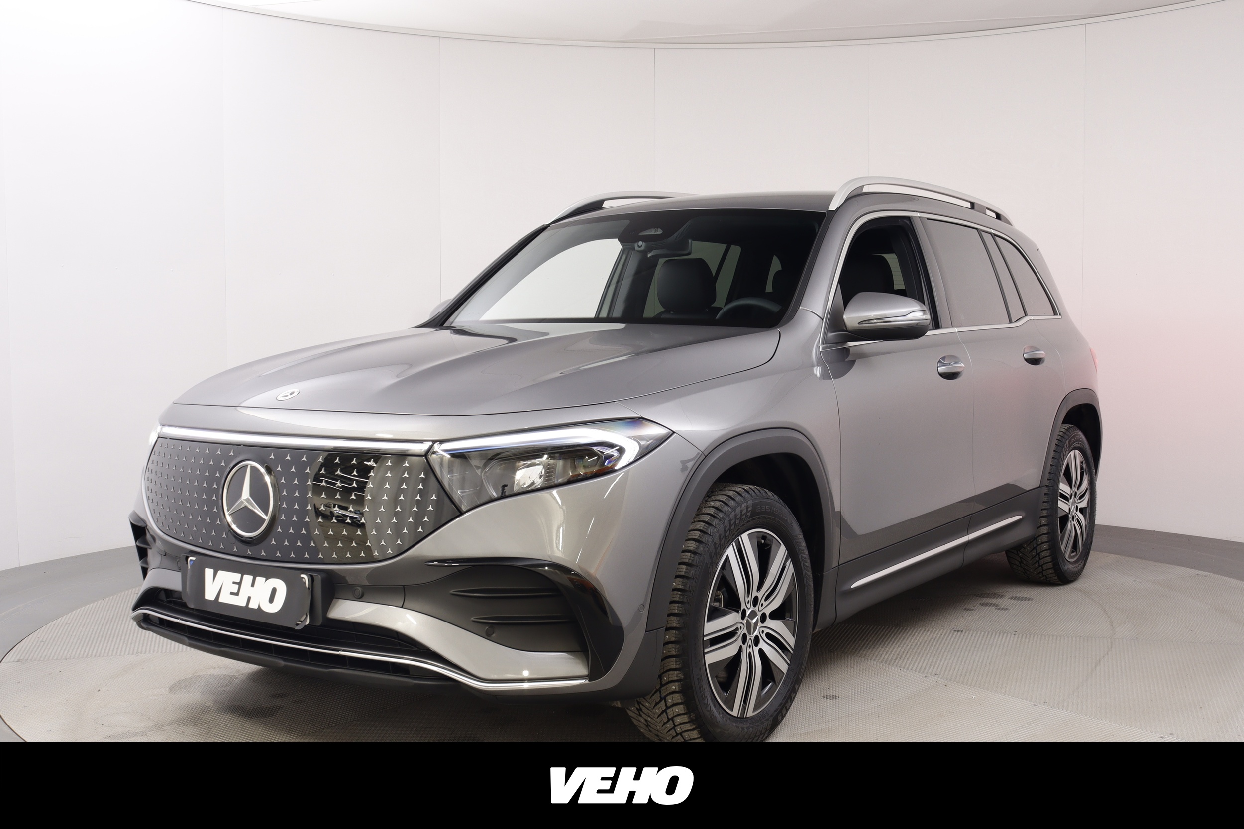 Mercedes-Benz EQB 2025