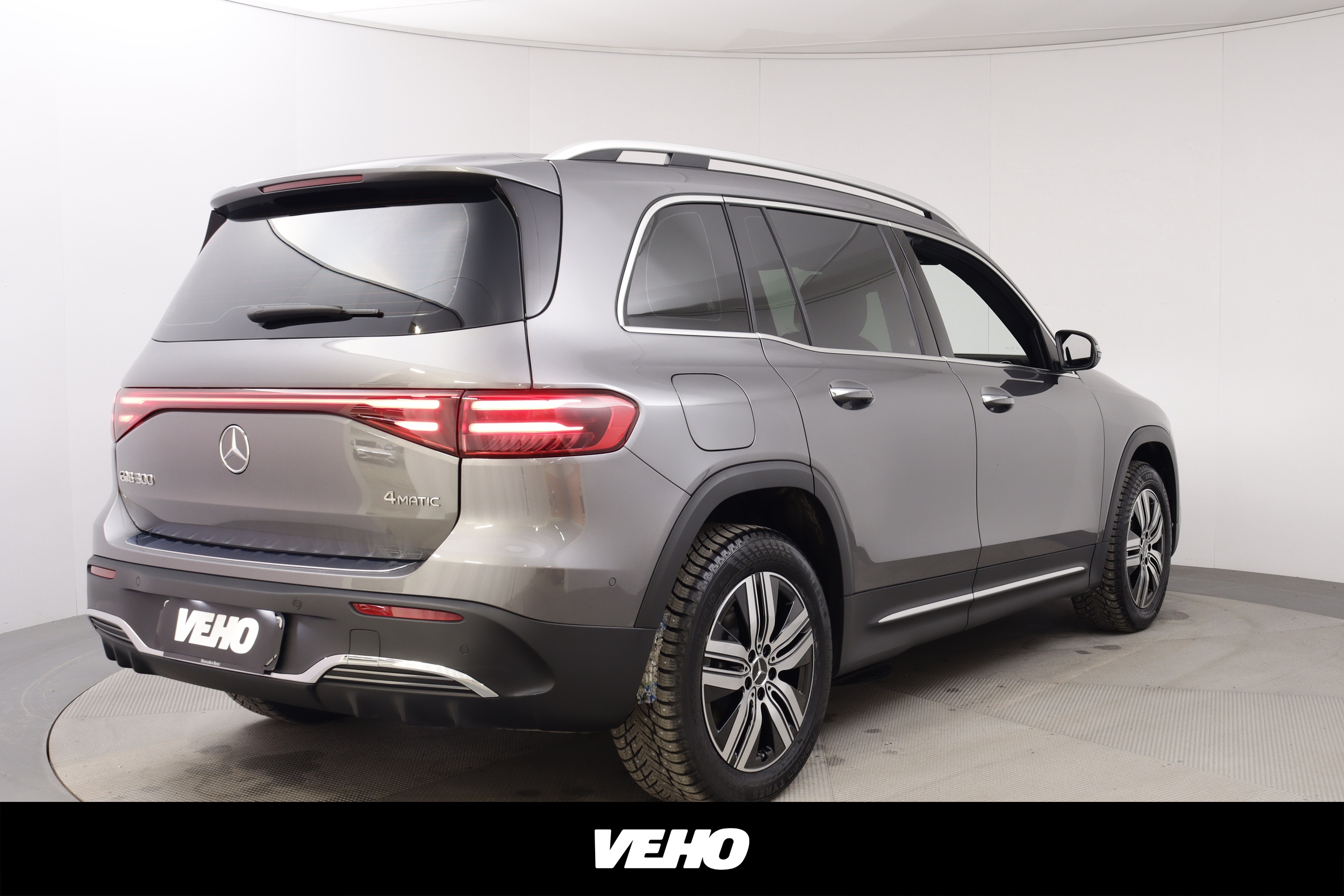 Mercedes-Benz EQB 2025