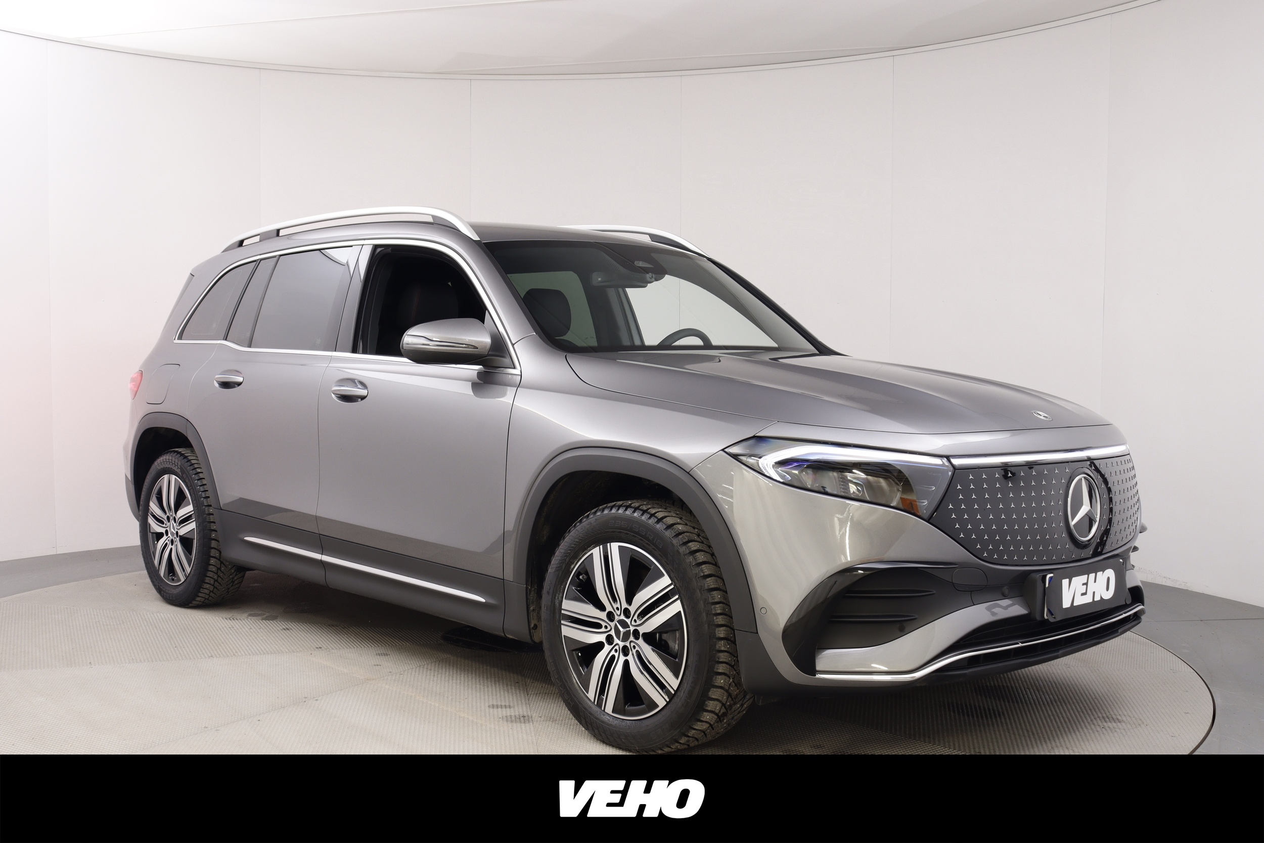 Mercedes-Benz EQB 2025