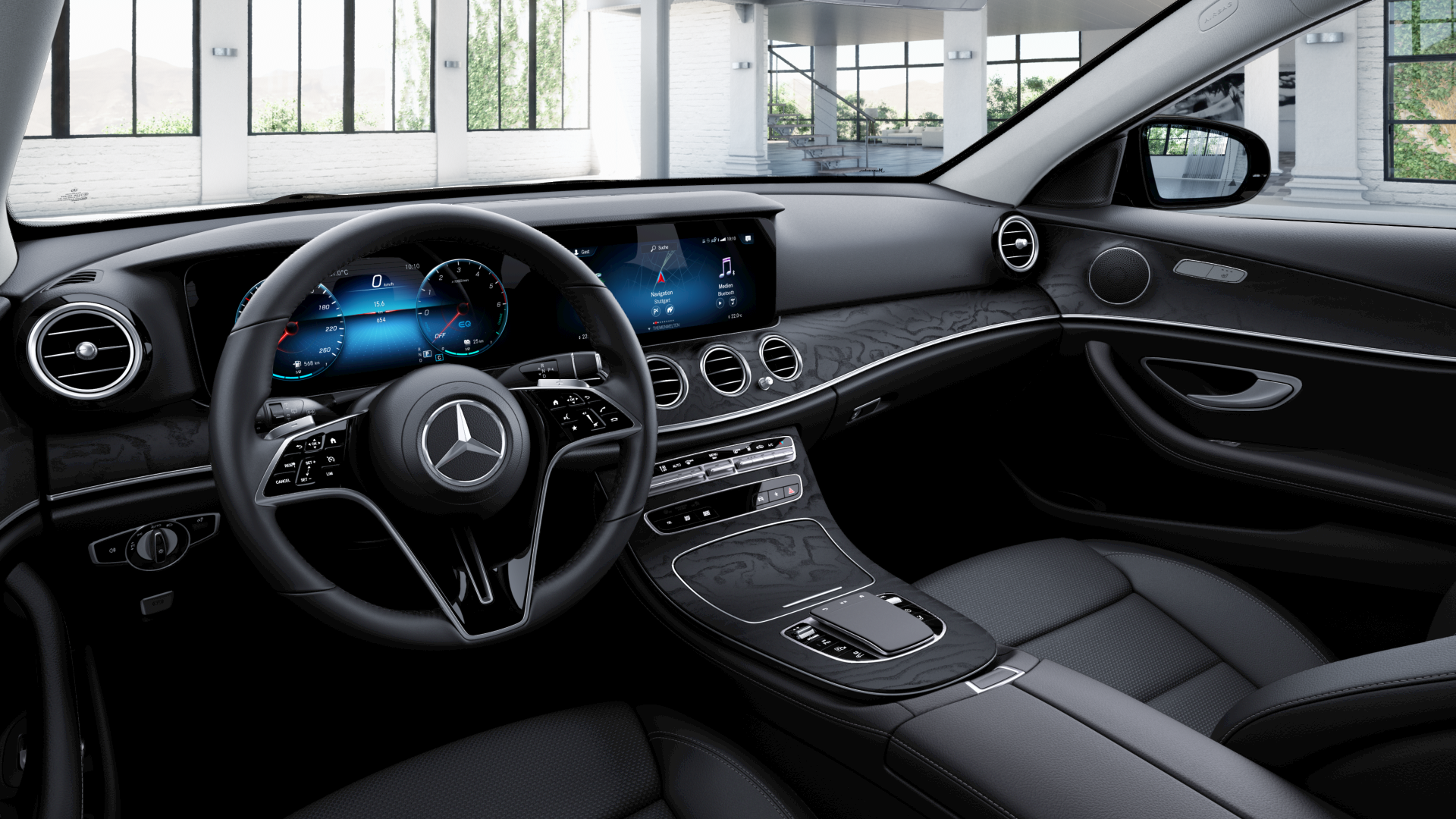 MERCEDES-BENZ E 2022