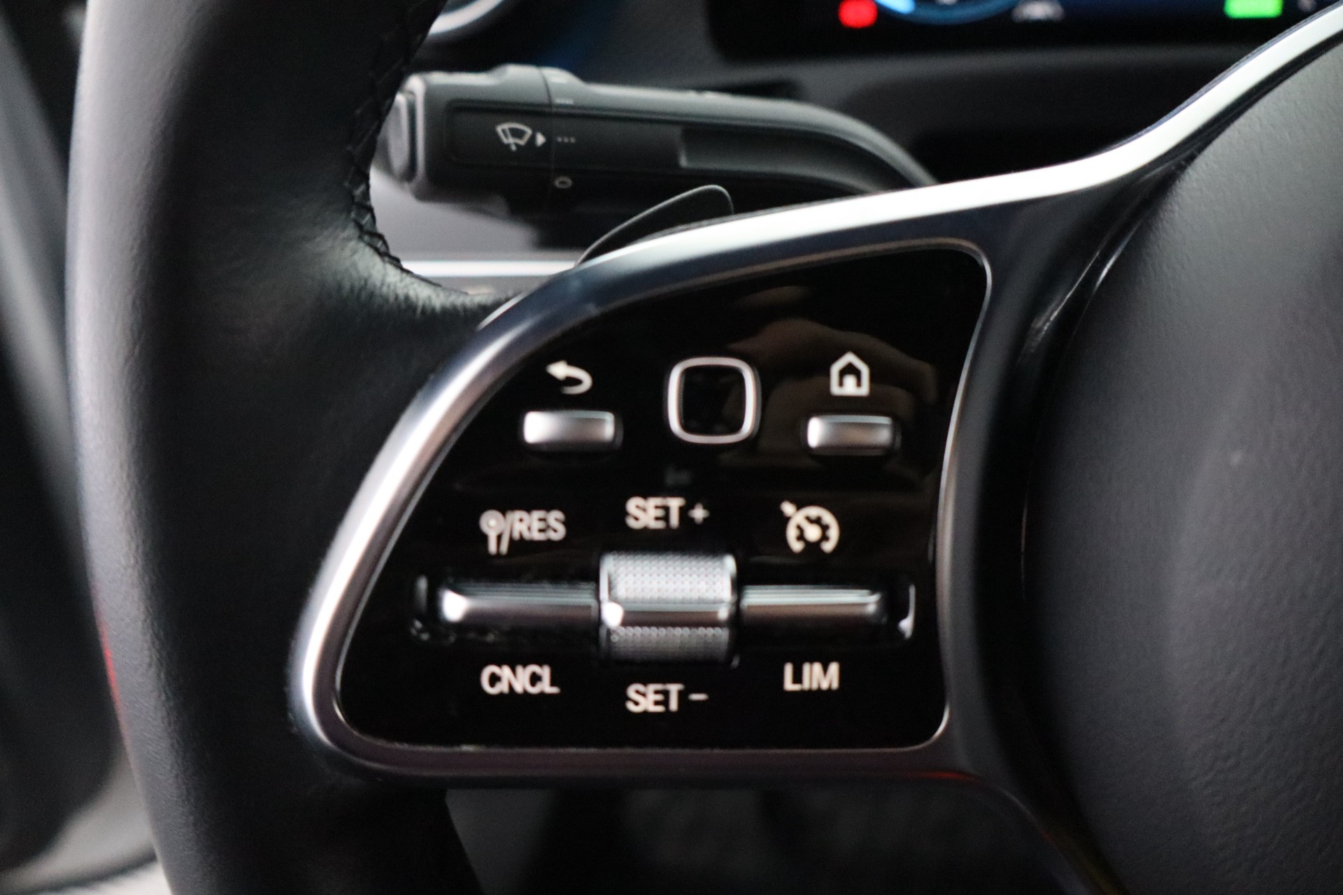 MERCEDES-BENZ CLA 2022