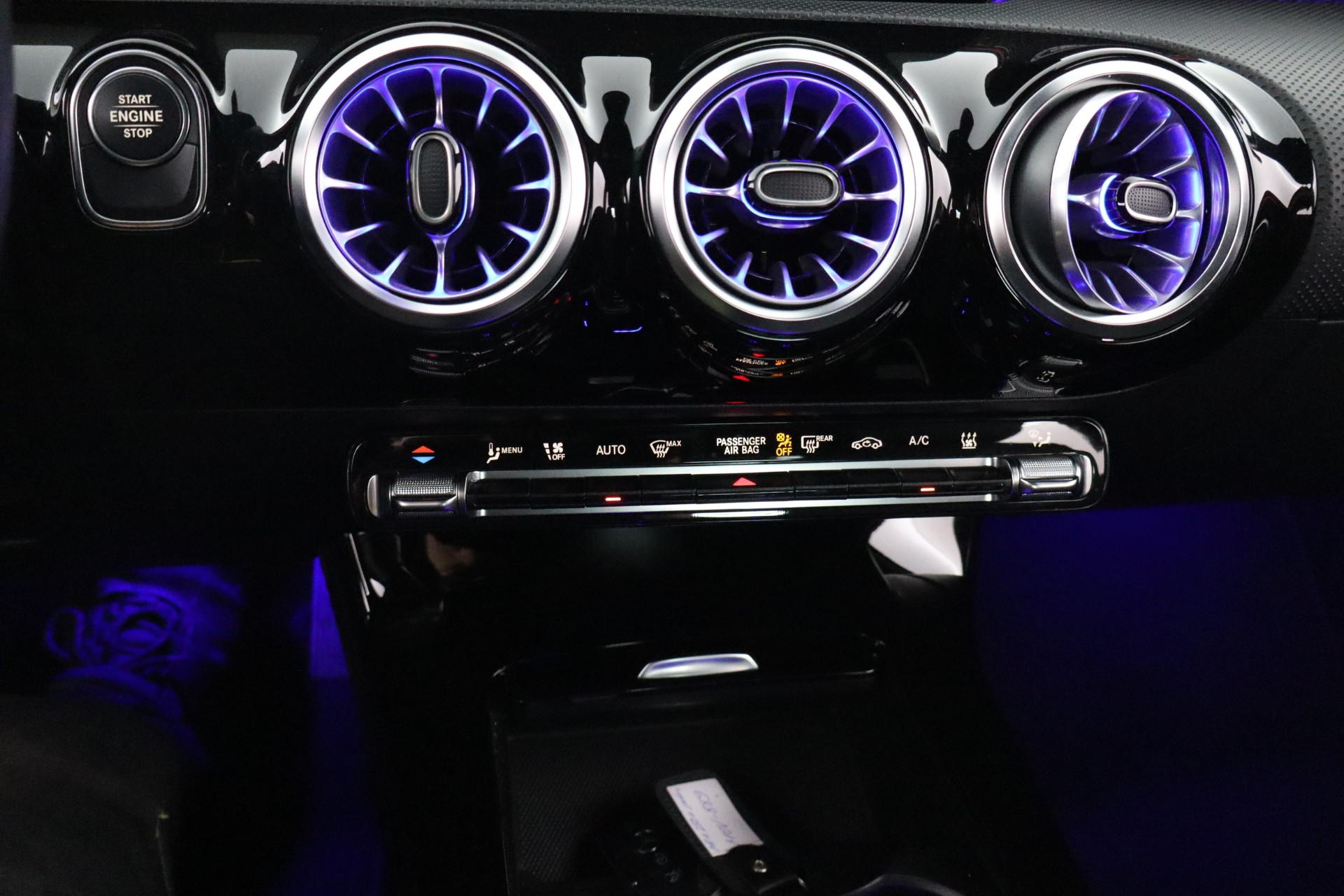 Mercedes-Benz A 2023