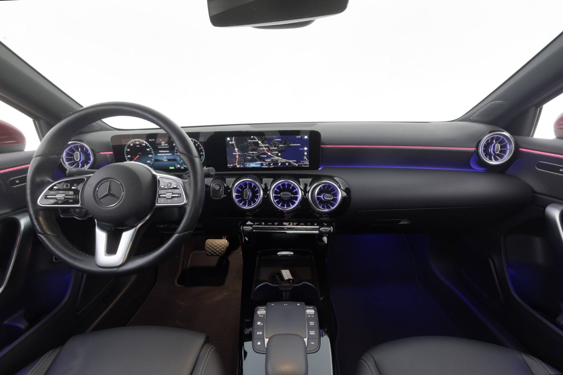 Mercedes-Benz A 2023