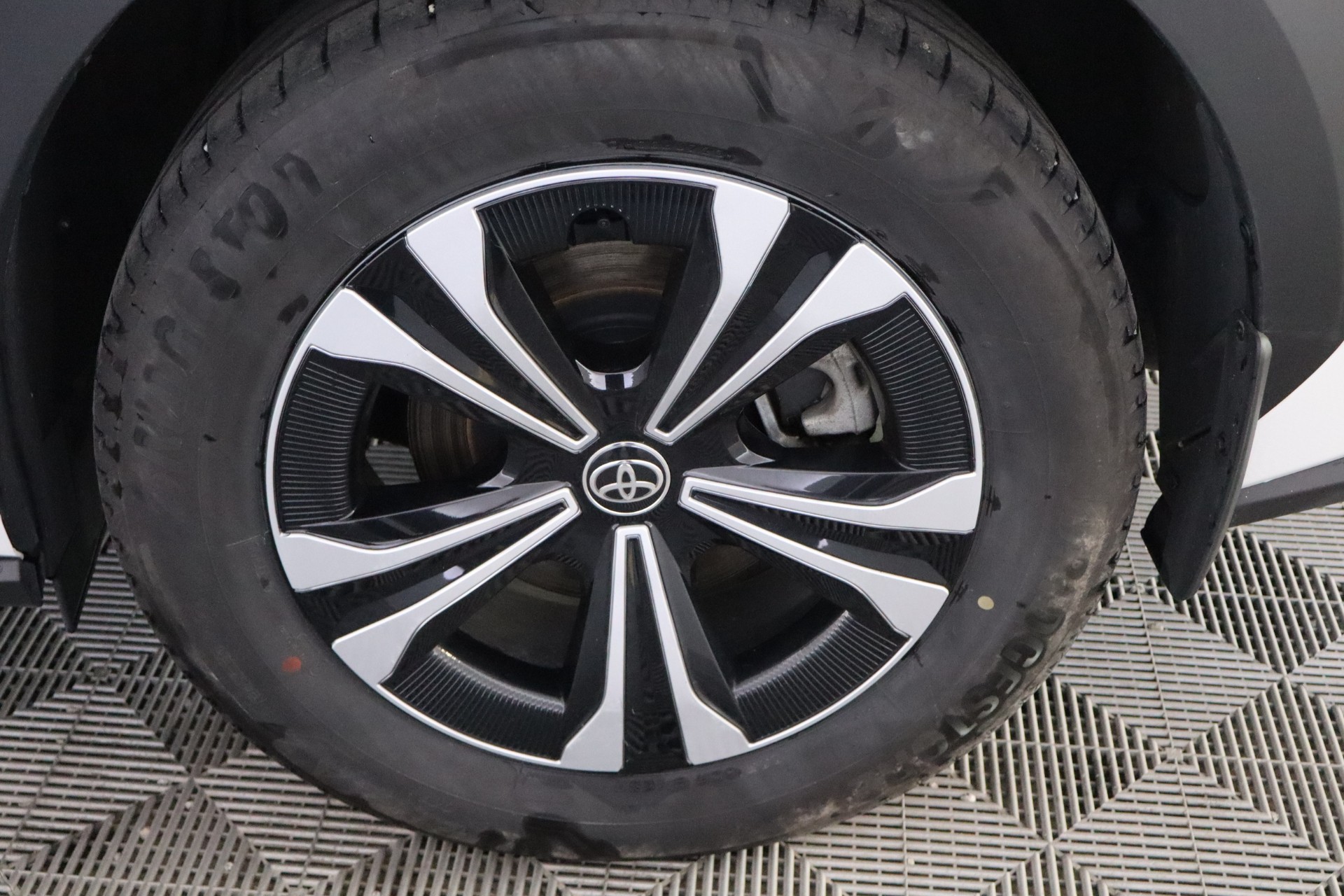 TOYOTA bZ4X 2023