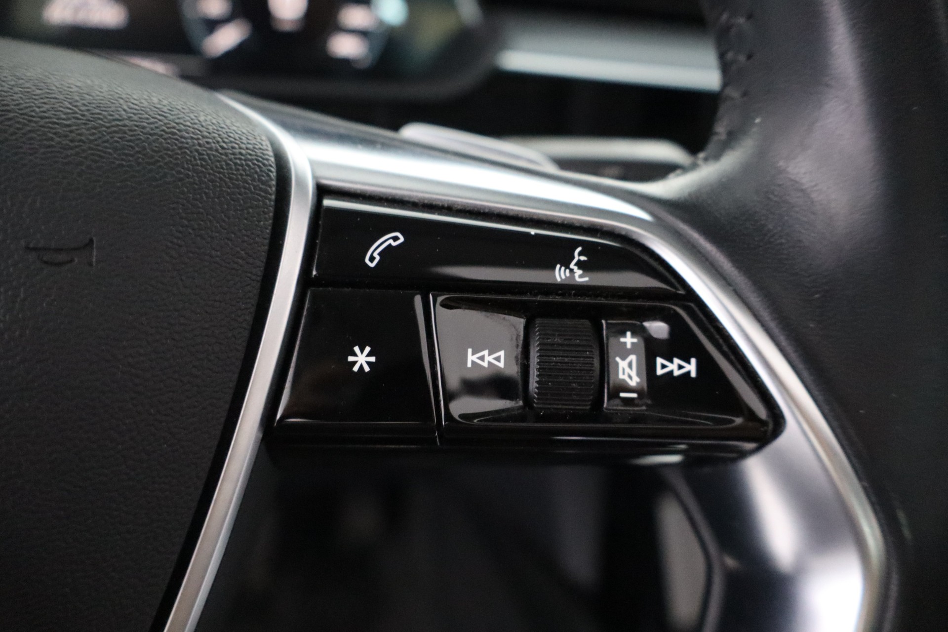 AUDI E-TRON 2019