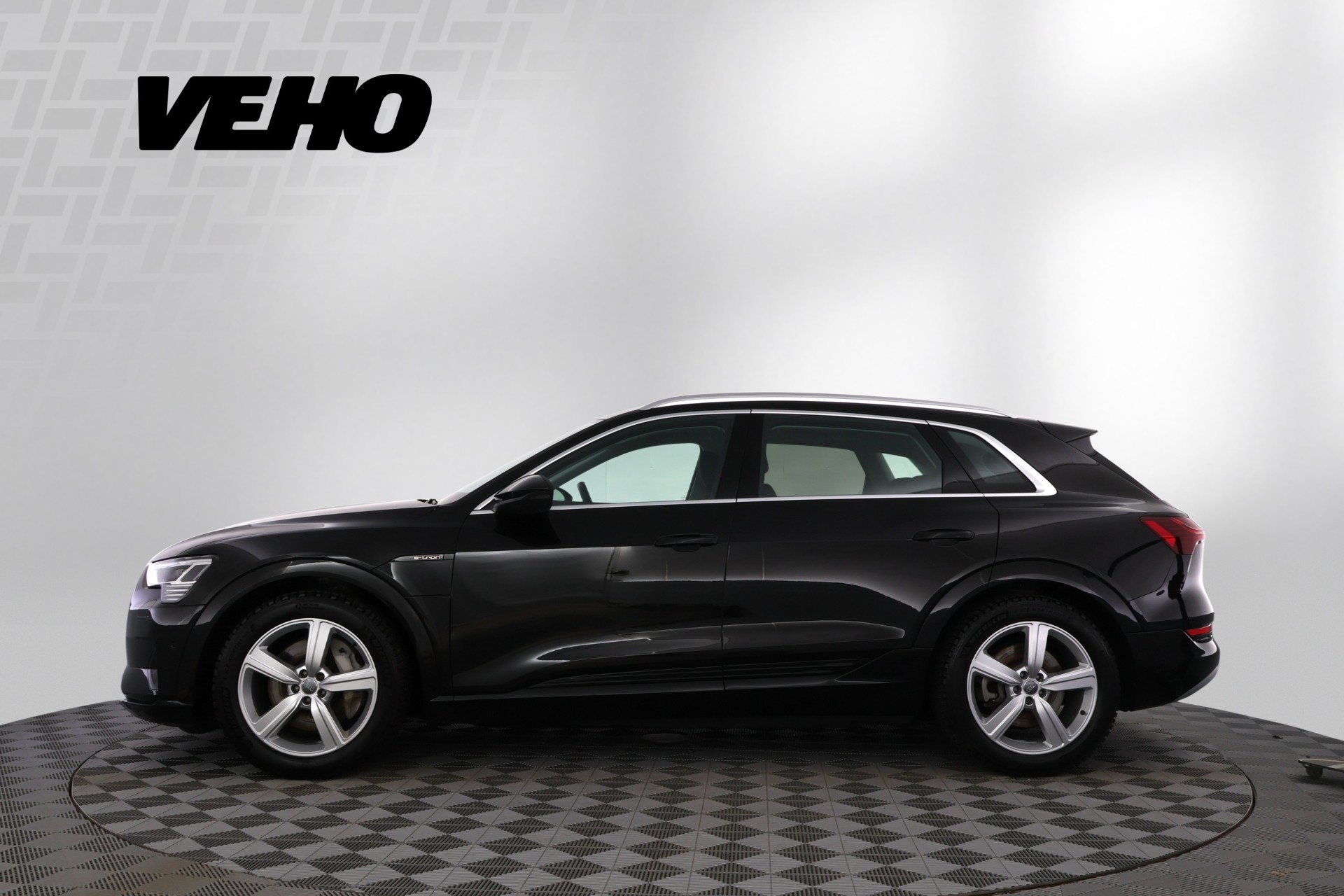 AUDI E-TRON 2019
