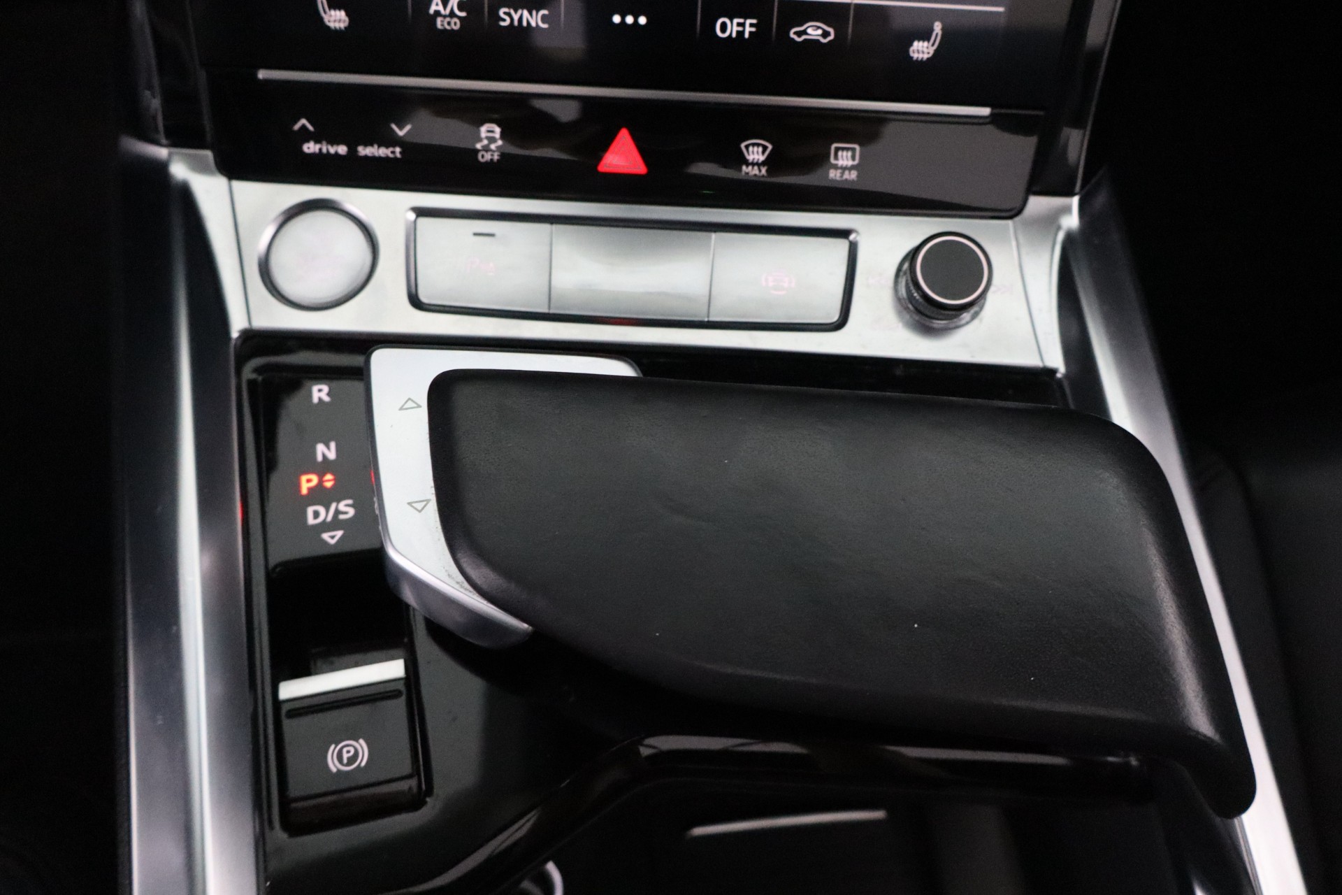 AUDI E-TRON 2019
