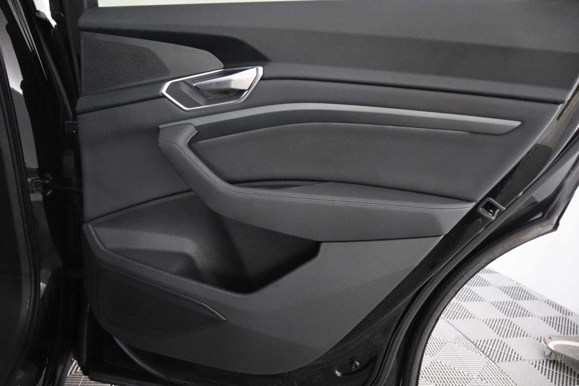 AUDI E-TRON 2019