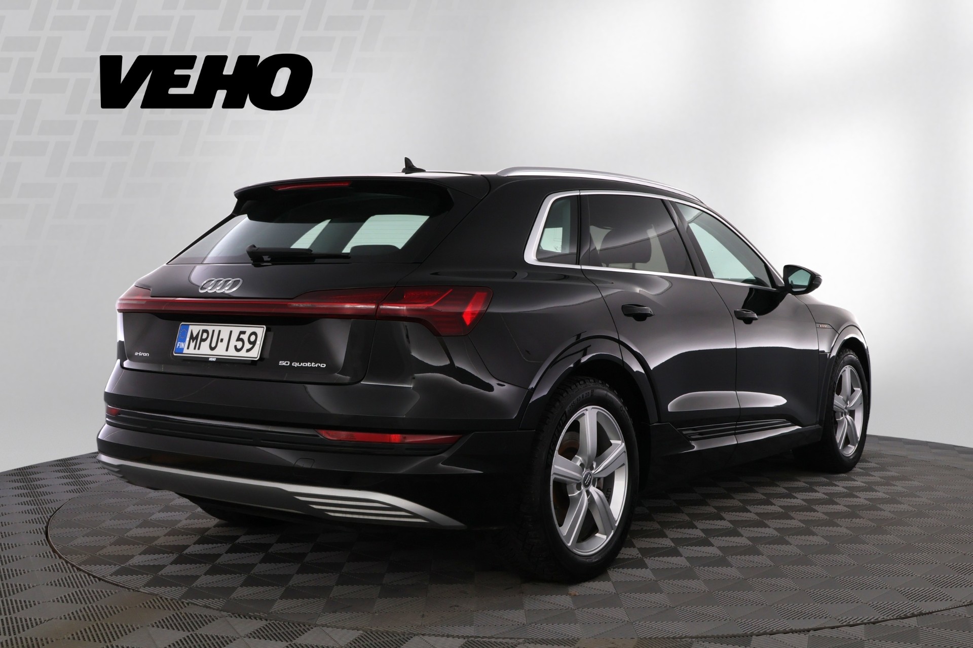 AUDI E-TRON 2019