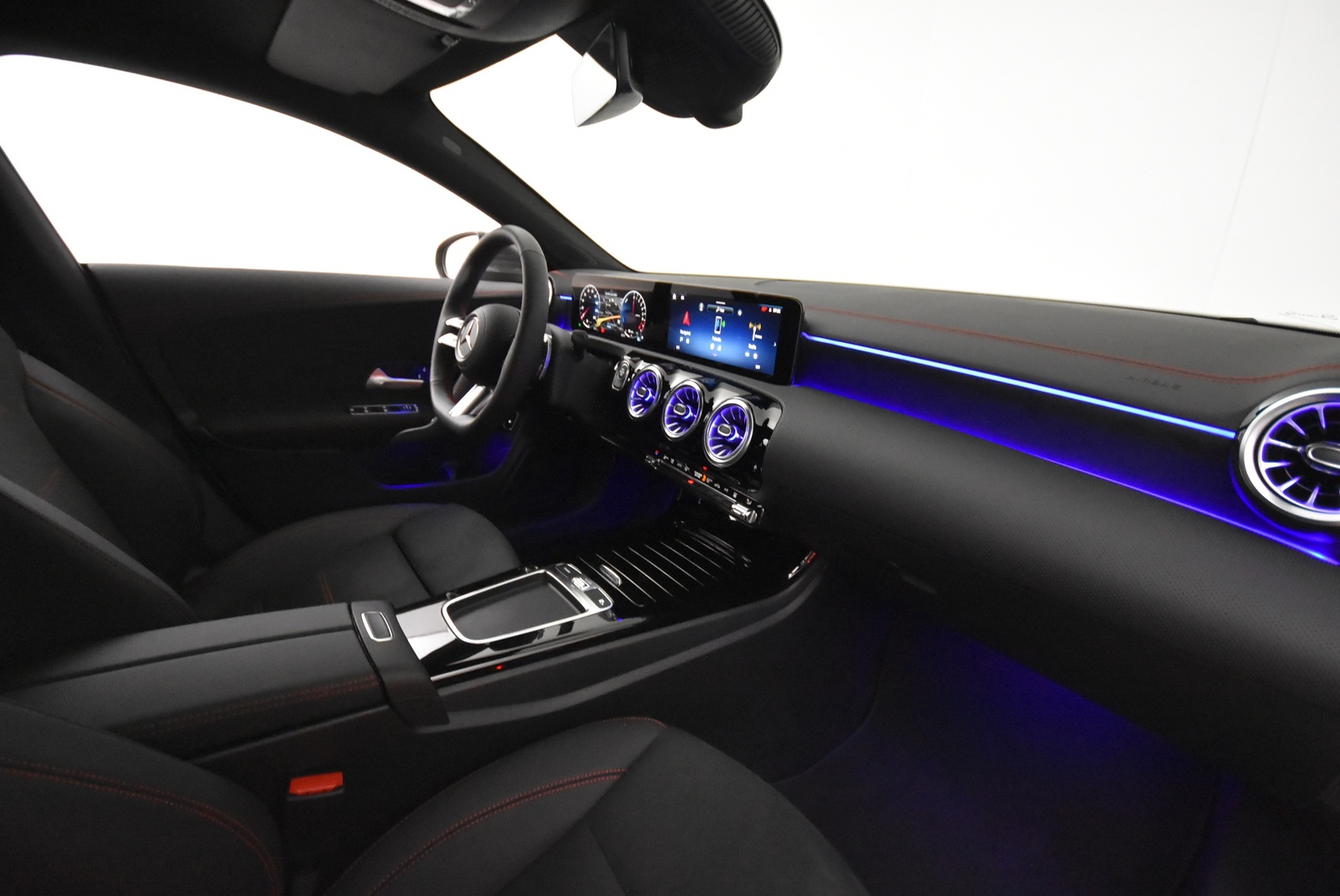 Mercedes-Benz CLA 2024