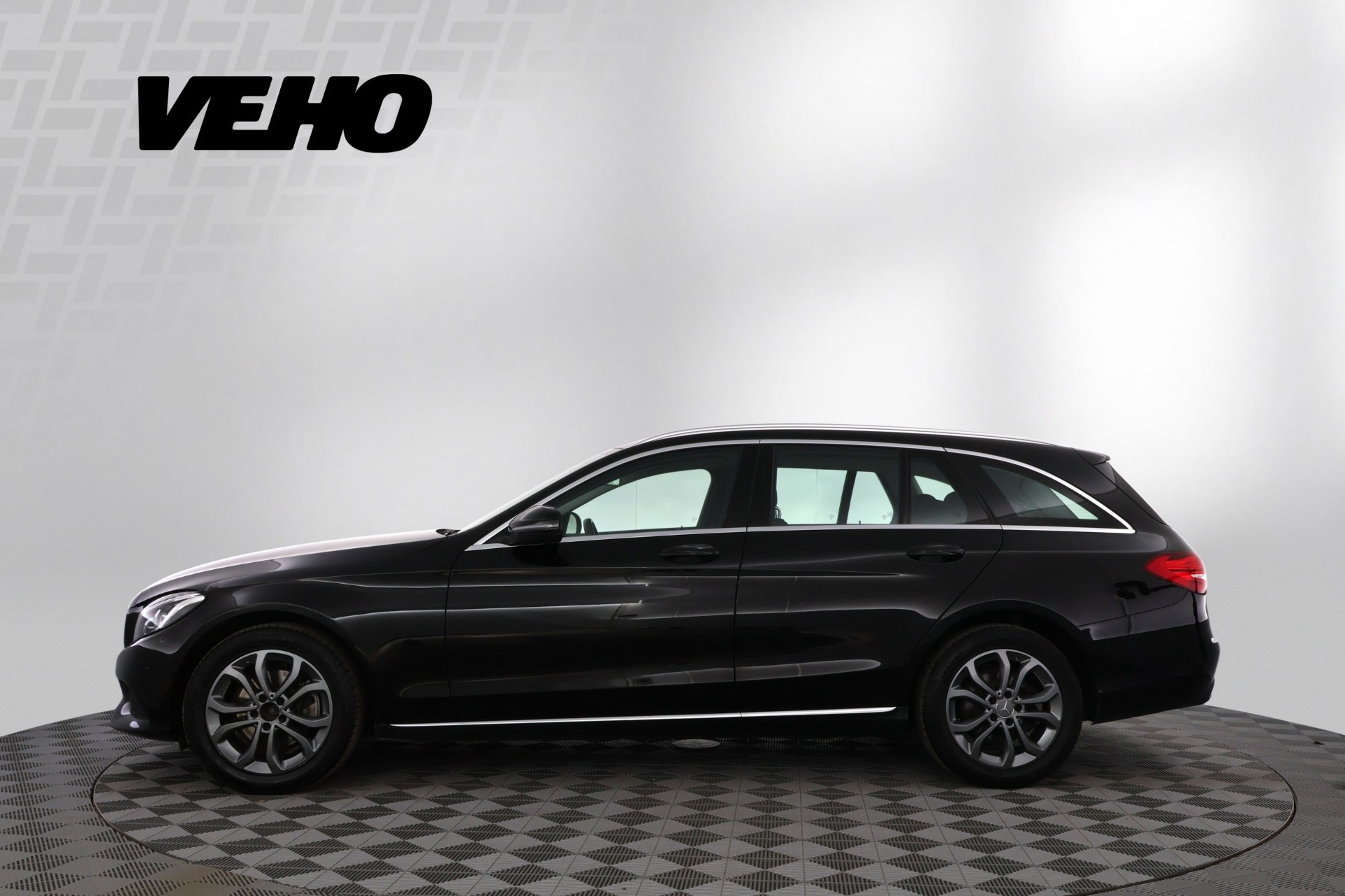 MERCEDES-BENZ C 2015