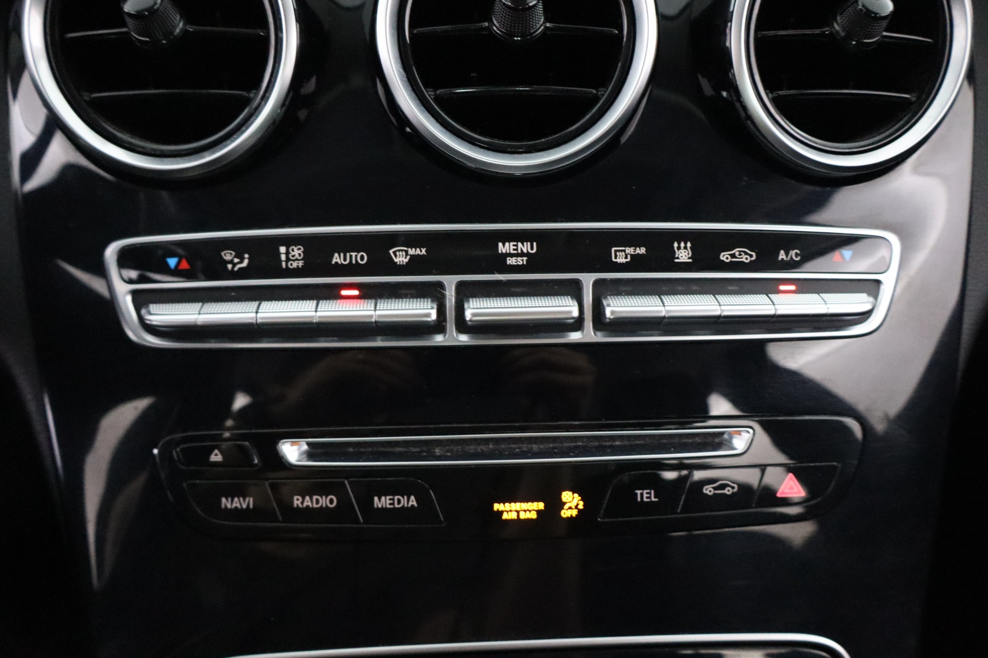 MERCEDES-BENZ C 2015