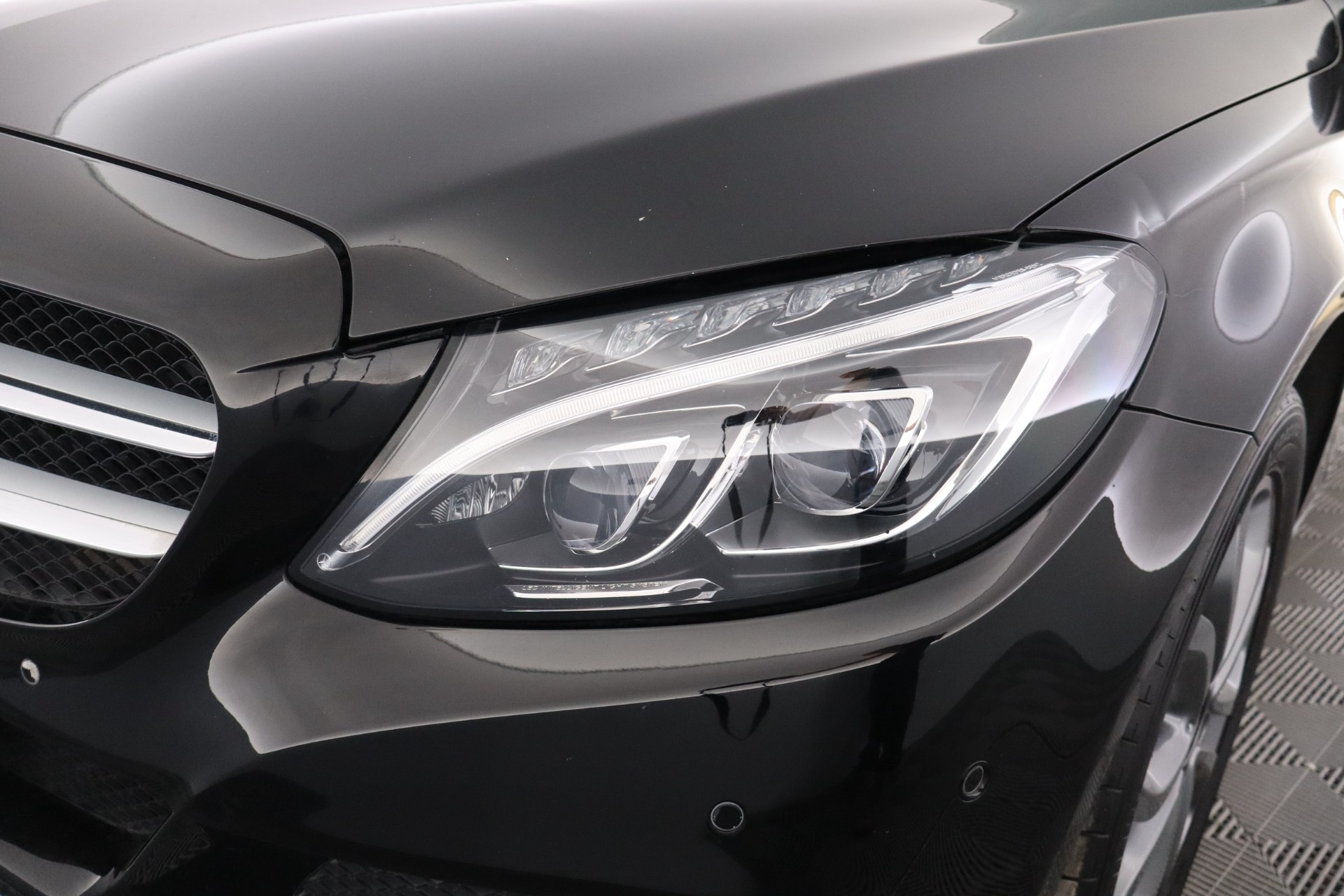 MERCEDES-BENZ C 2015