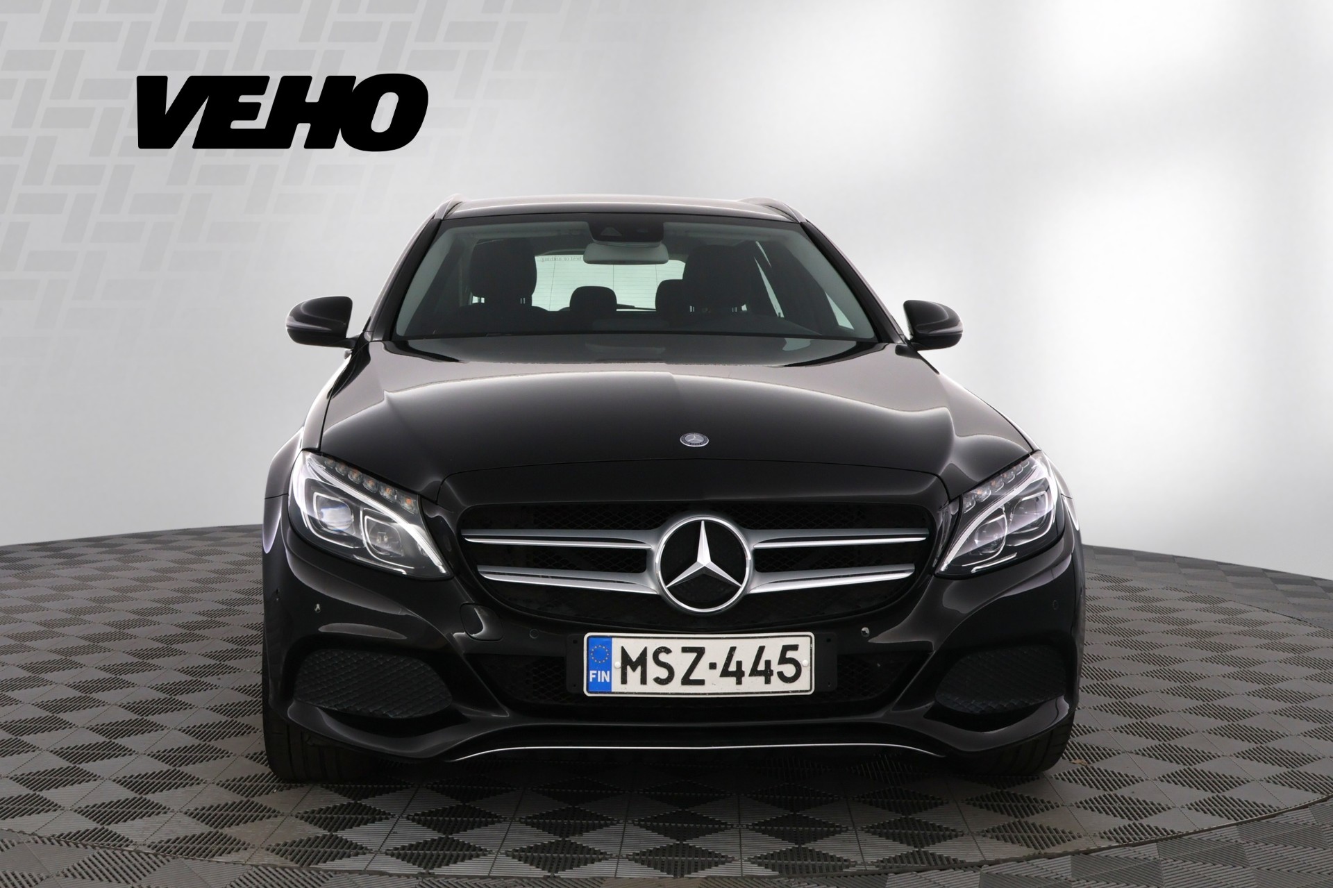 MERCEDES-BENZ C 2015