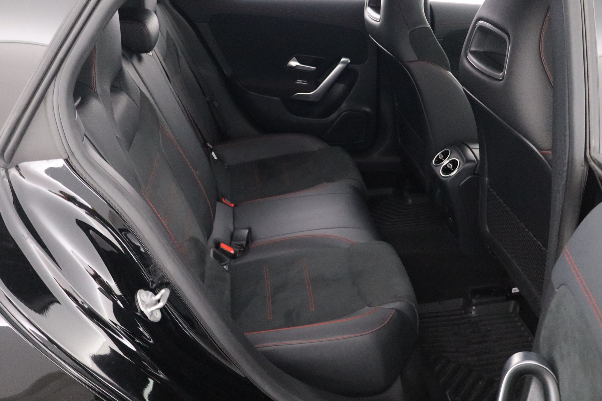 Mercedes-Benz CLA 2021