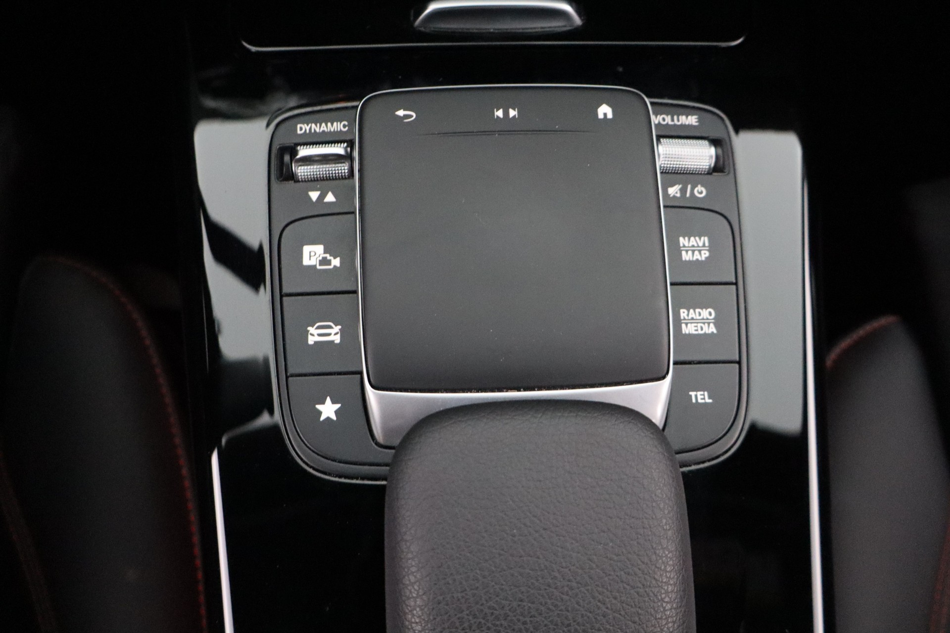 Mercedes-Benz A 2021