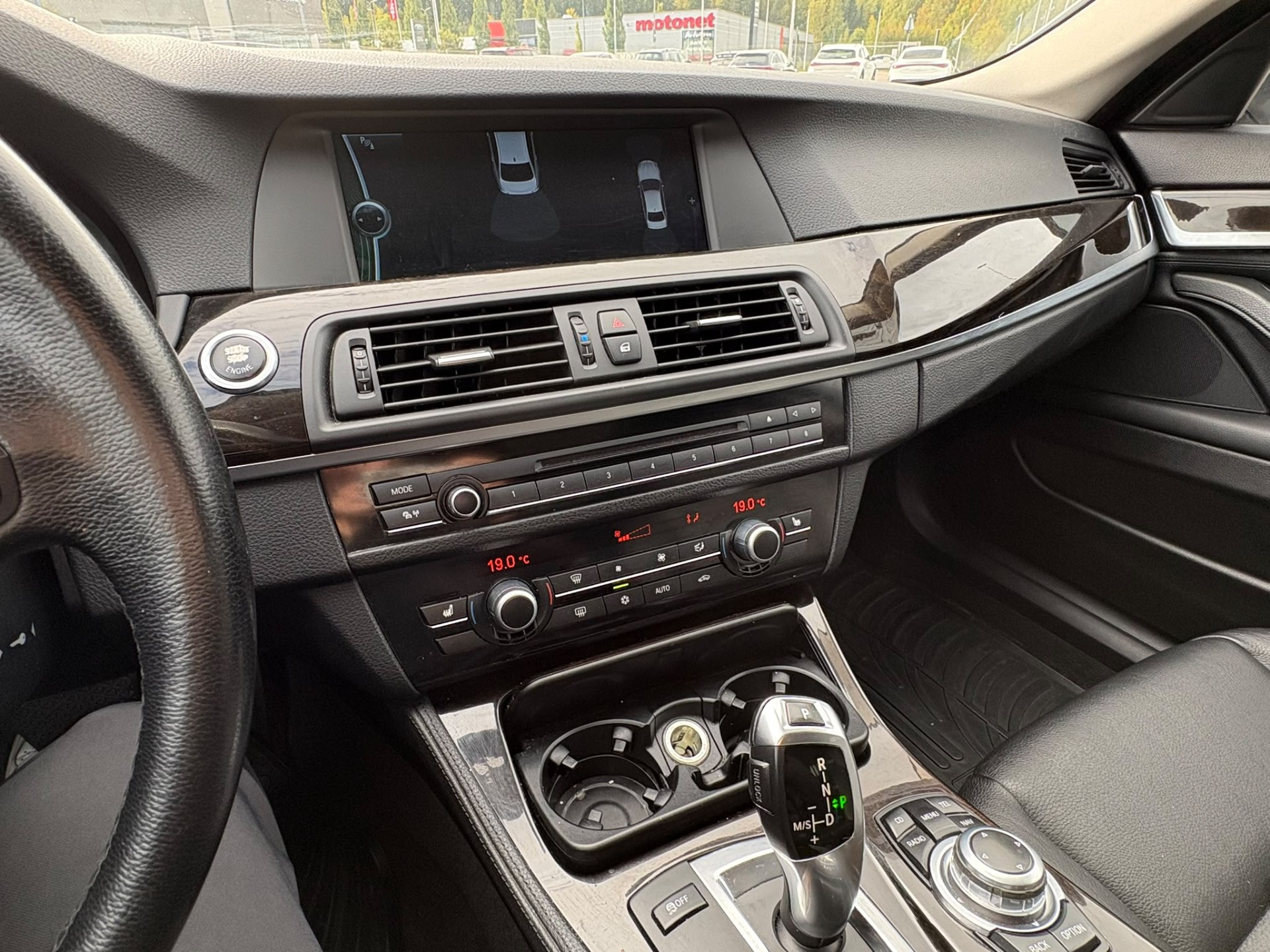 BMW 520 2010
