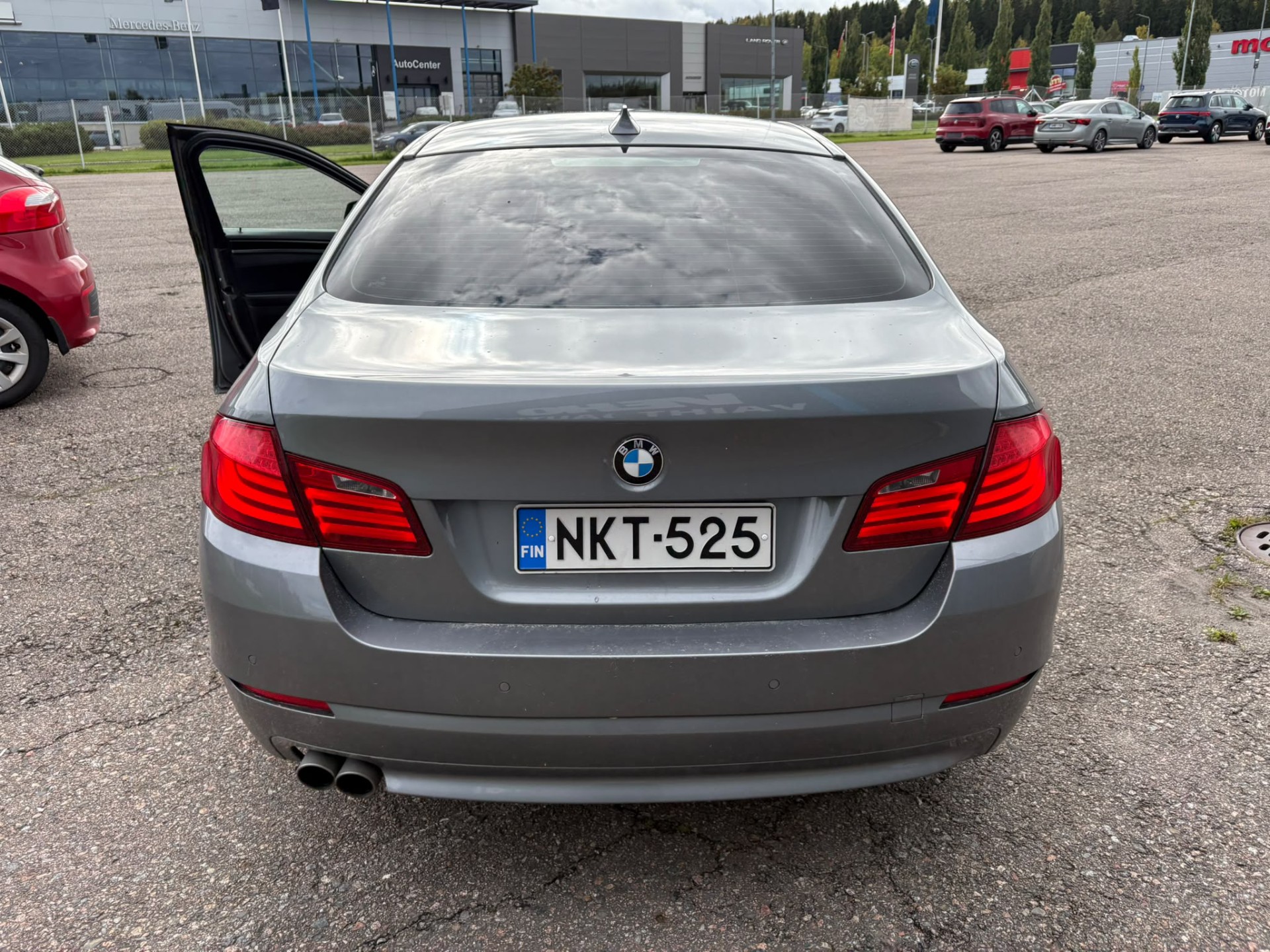 BMW 520 2010