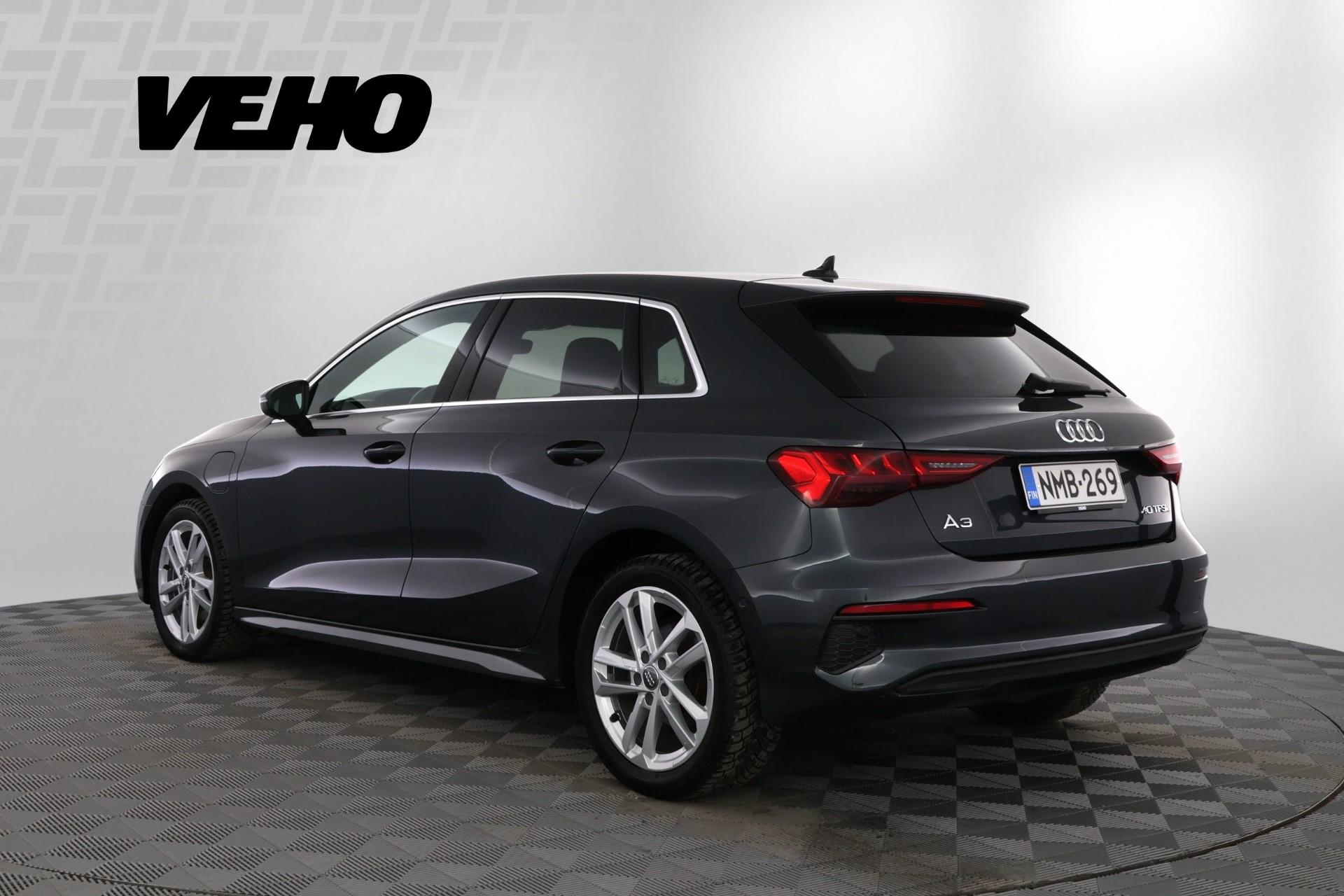AUDI A3 2021