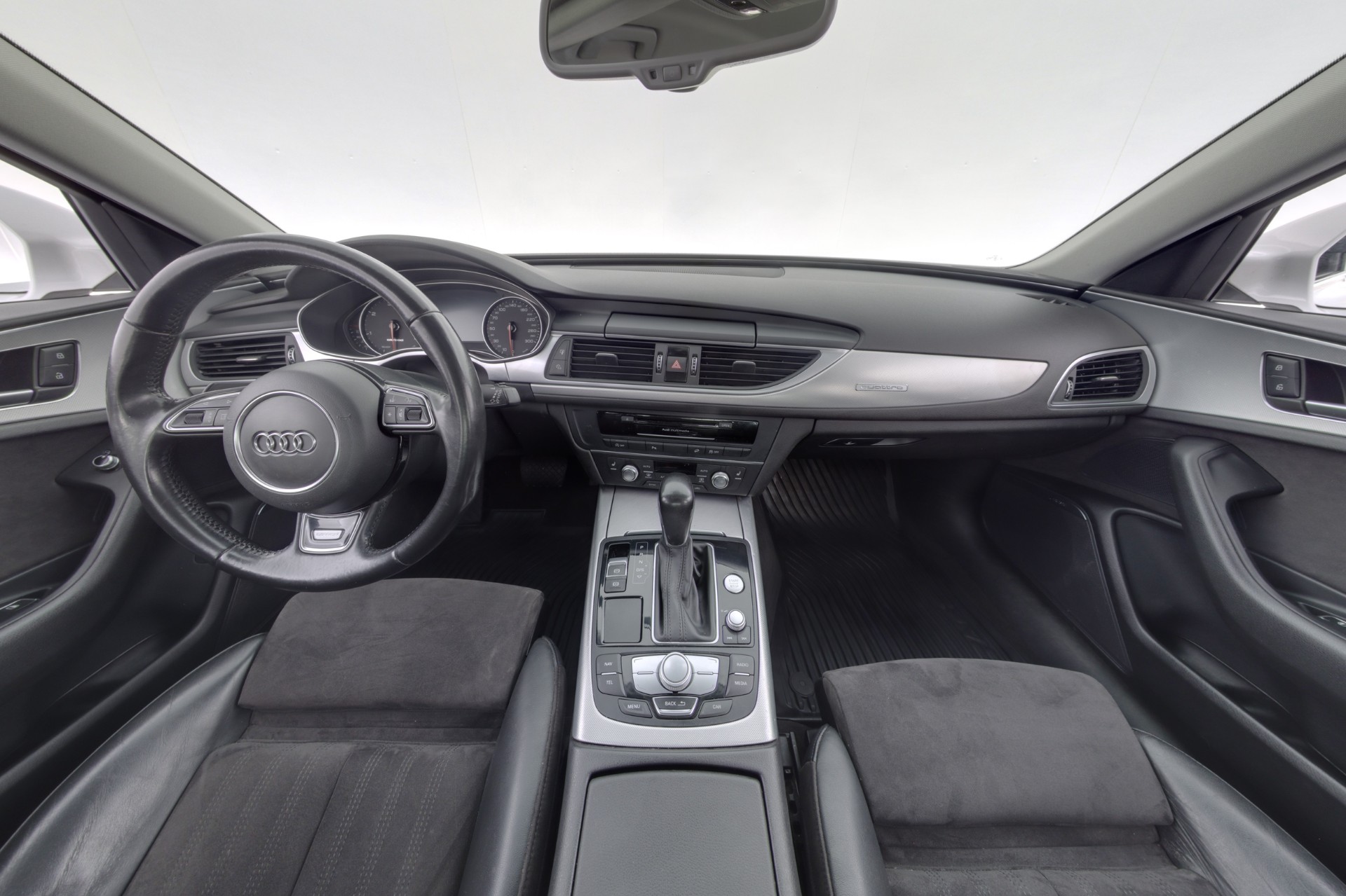 Audi A6 allroad quattro 2016