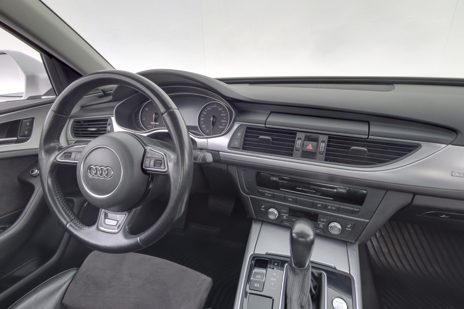 Audi A6 allroad quattro 2016