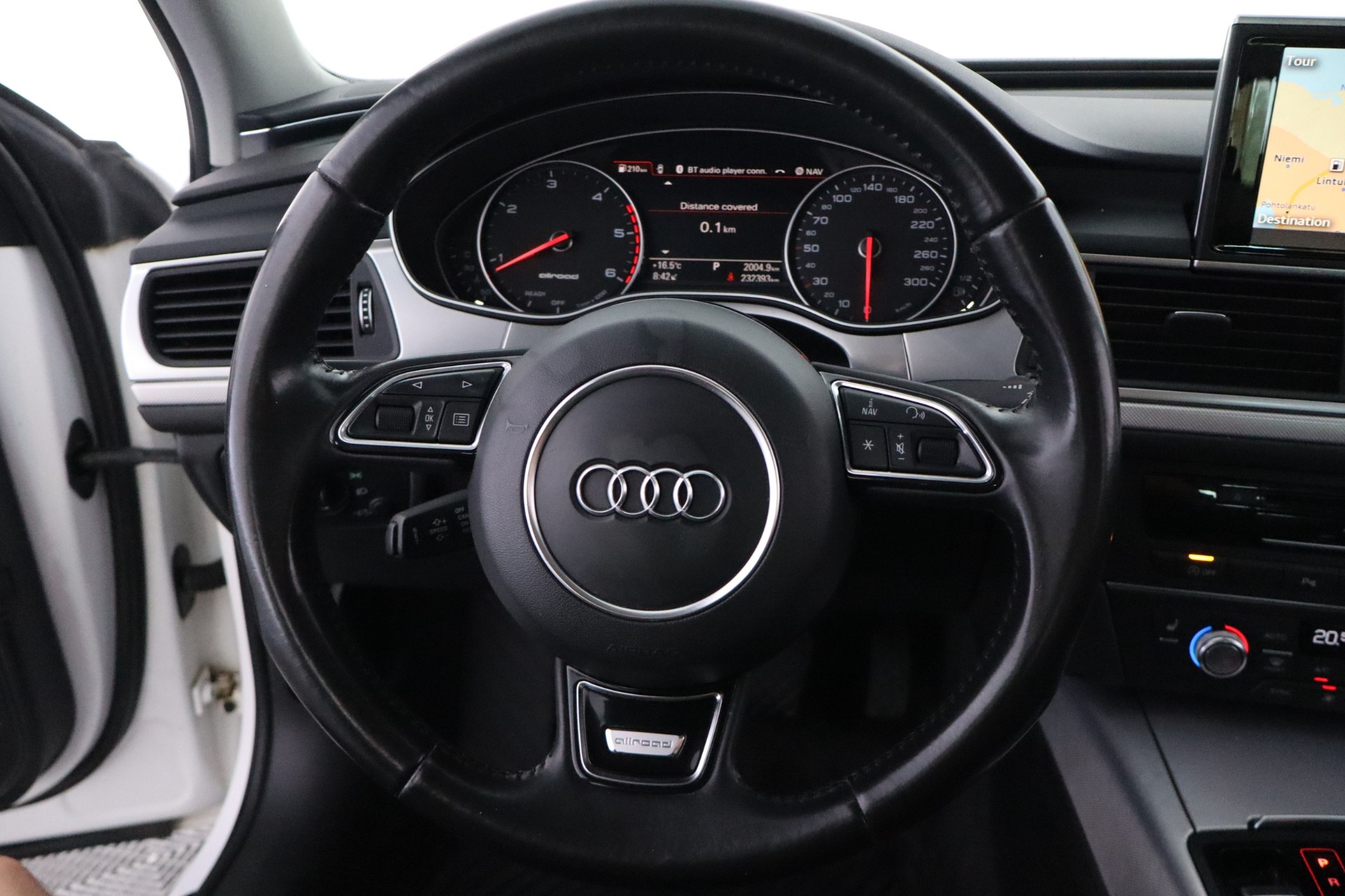 Audi A6 allroad quattro 2016