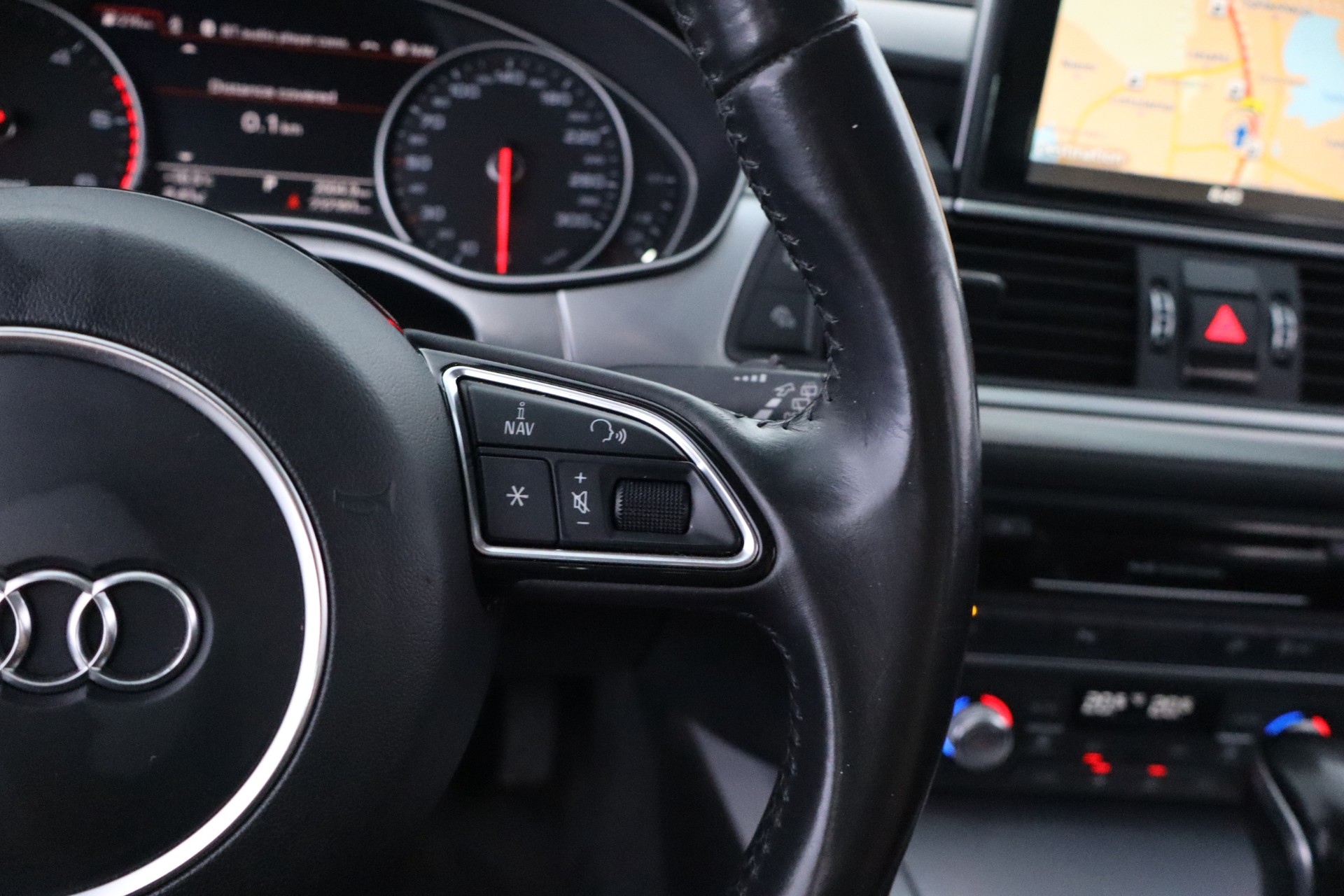 Audi A6 allroad quattro 2016