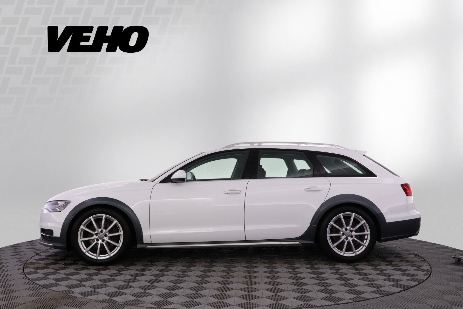 Audi A6 allroad quattro 2016