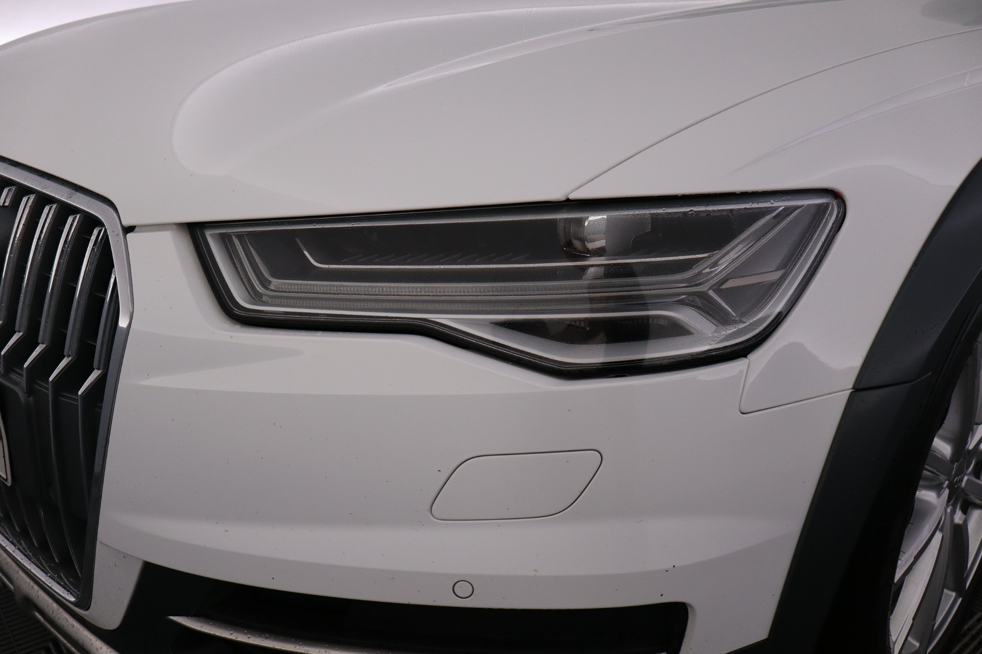 Audi A6 allroad quattro 2016
