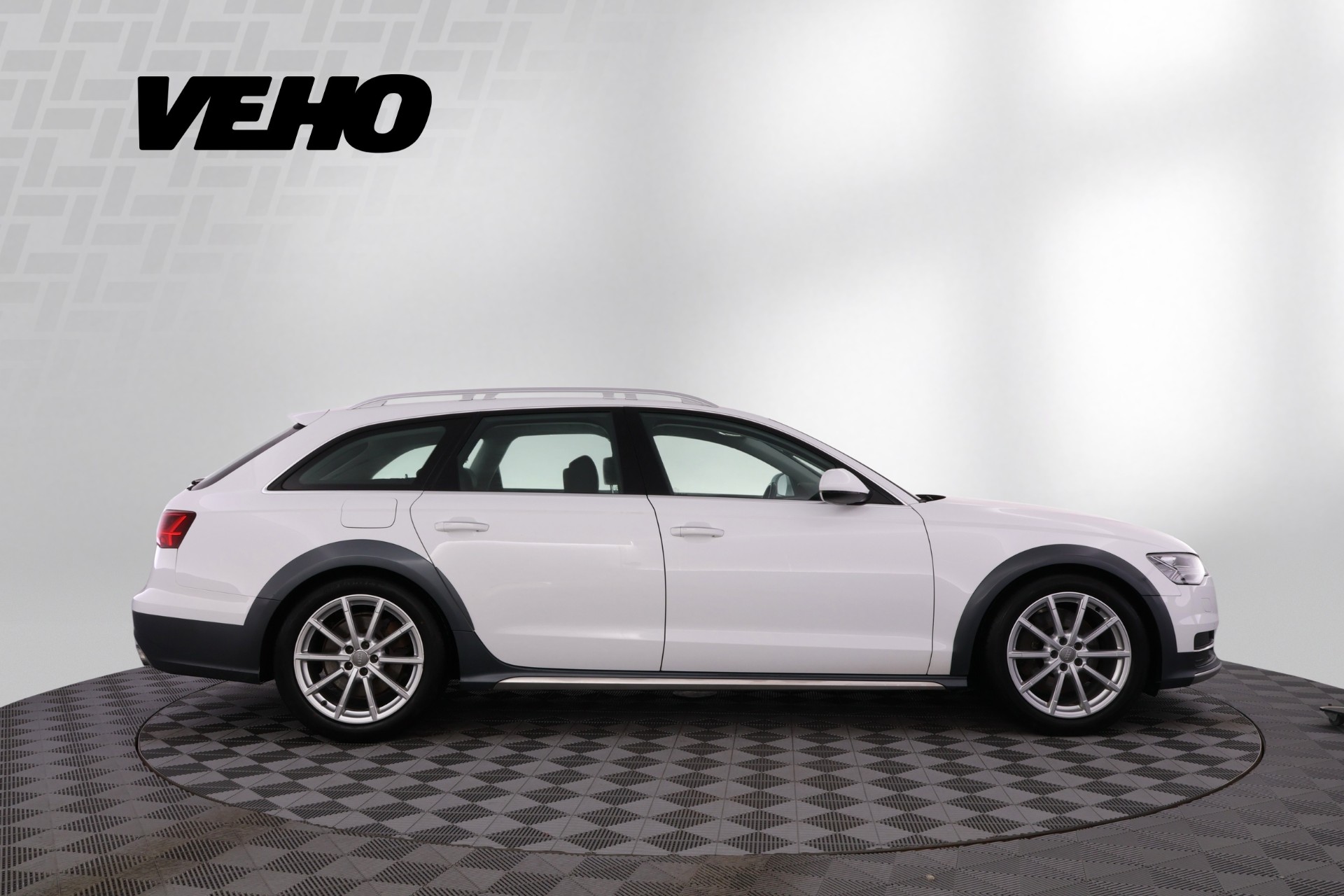 Audi A6 allroad quattro 2016
