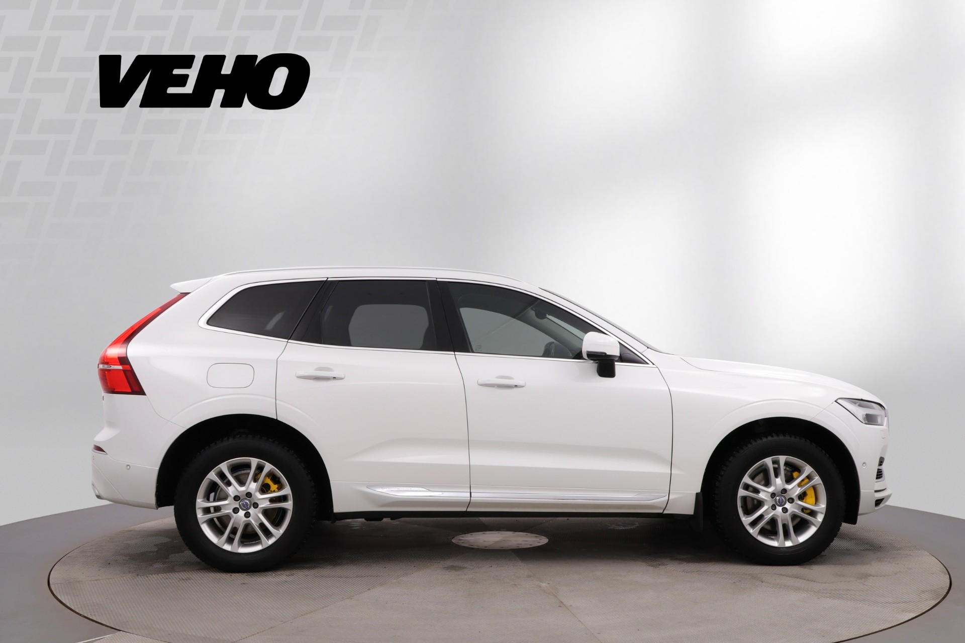 VOLVO XC60 2019