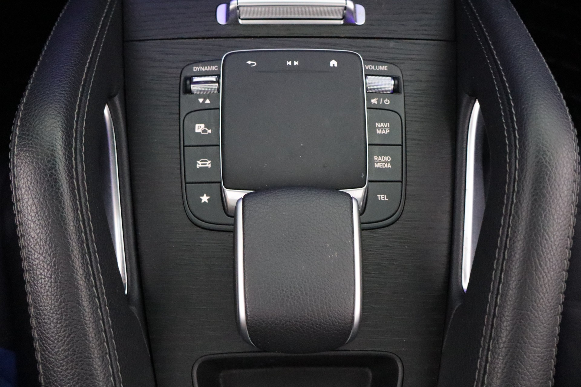 MERCEDES-BENZ GLE 2023