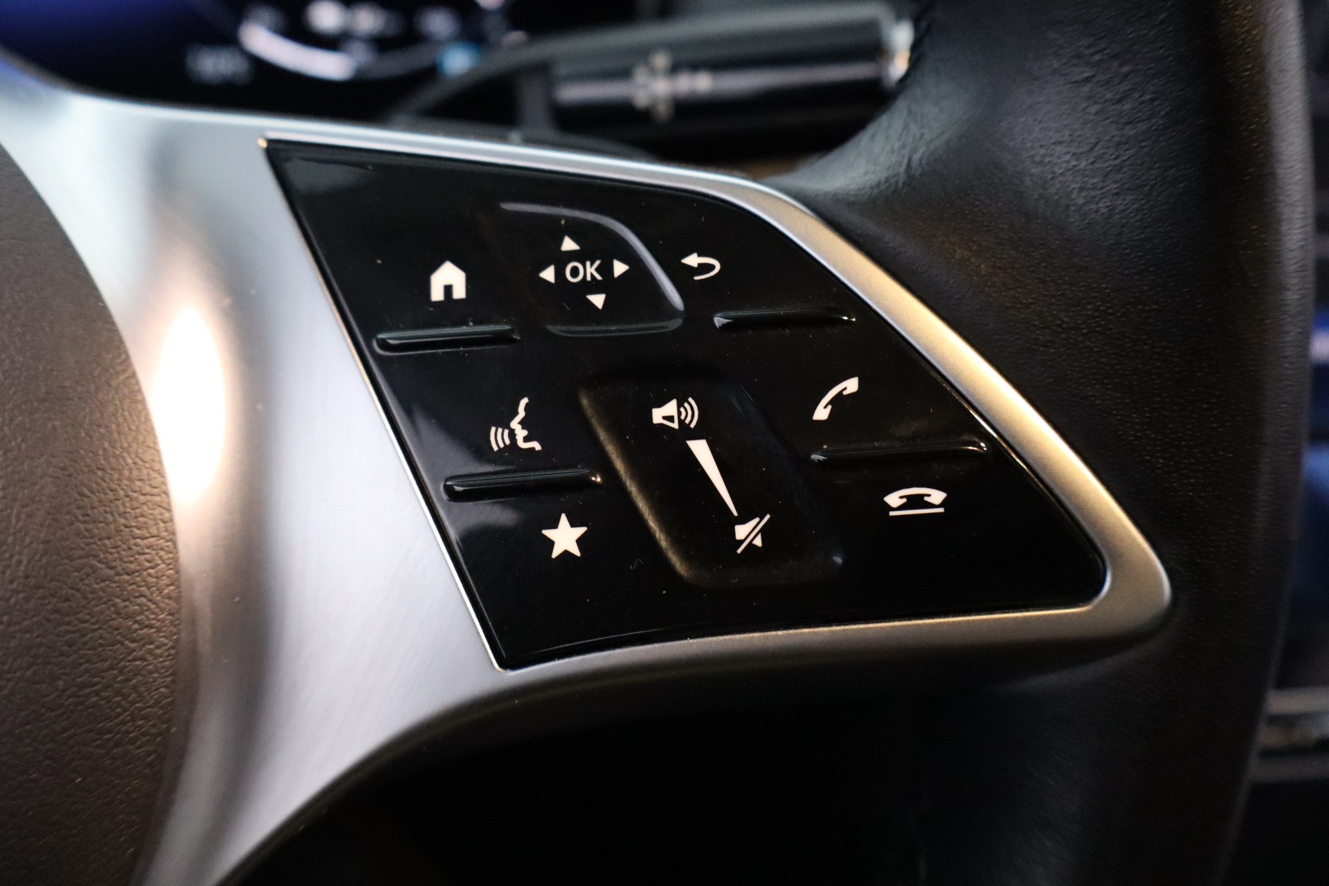 Mercedes-Benz GLC 2023