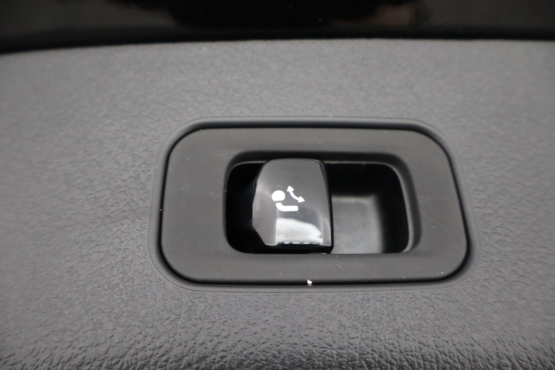 Mercedes-Benz GLC 2023