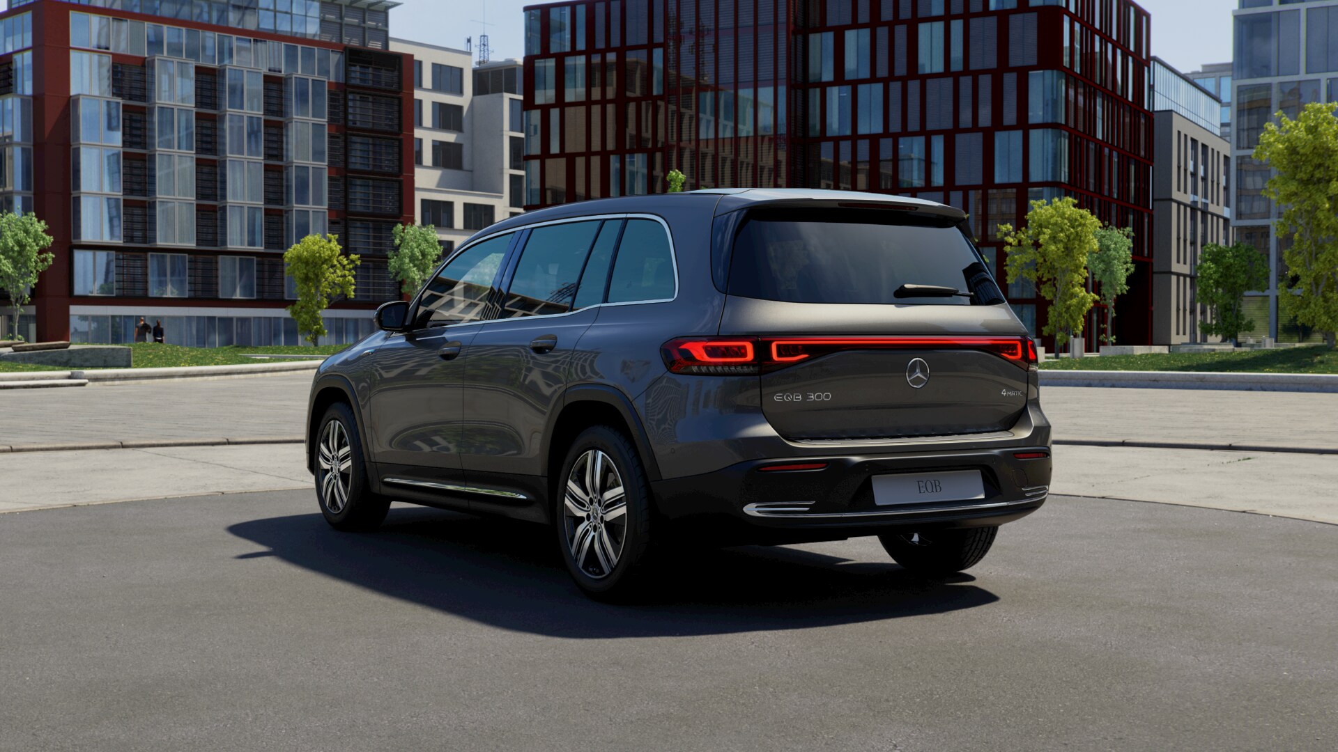 MERCEDES-BENZ EQB 2022