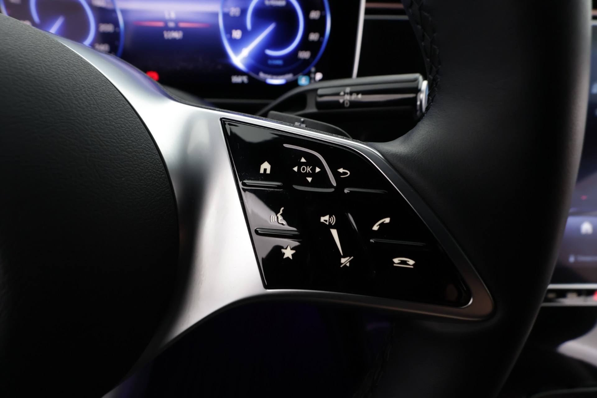 Mercedes-Benz EQE 2025