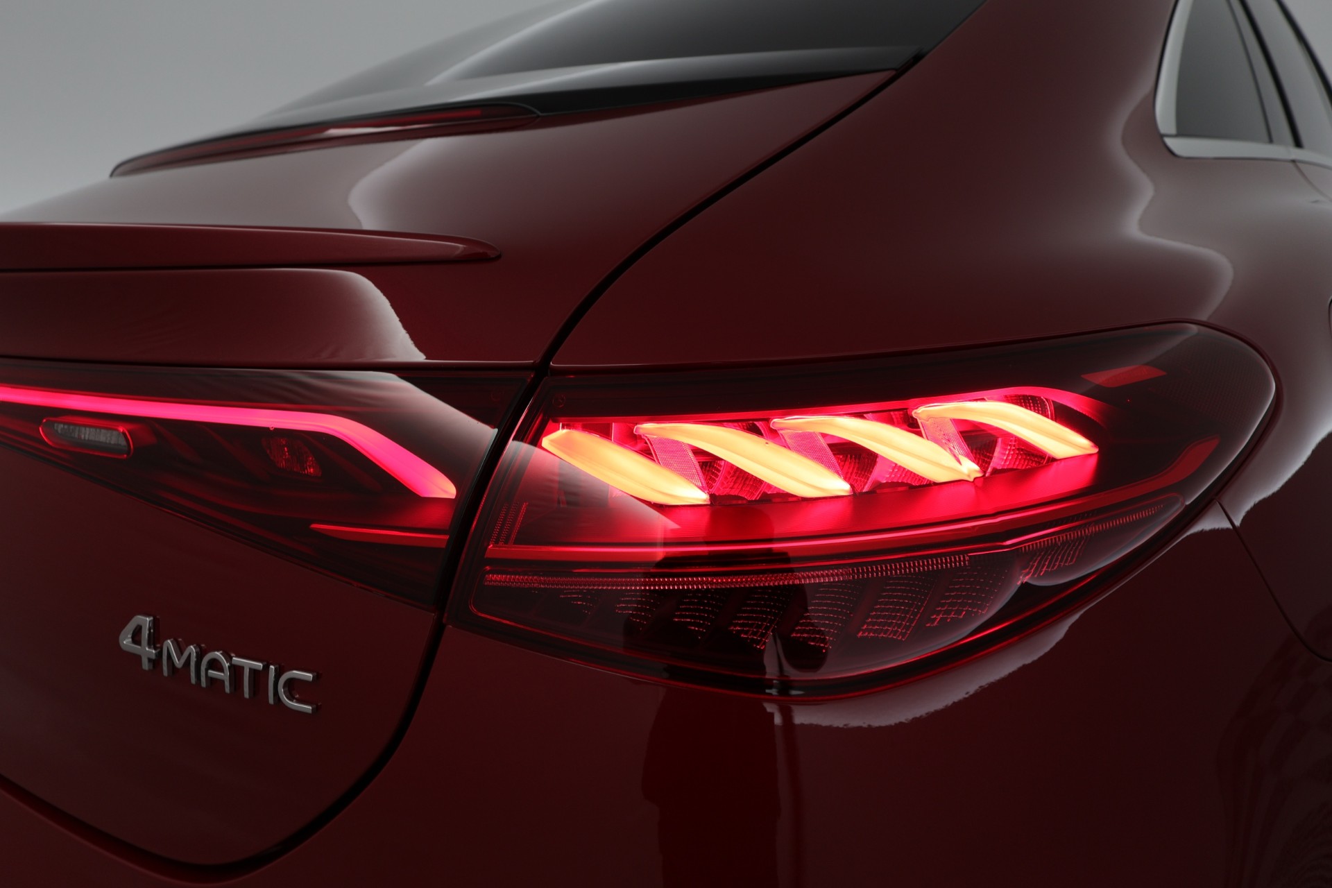 Mercedes-Benz EQE 2025