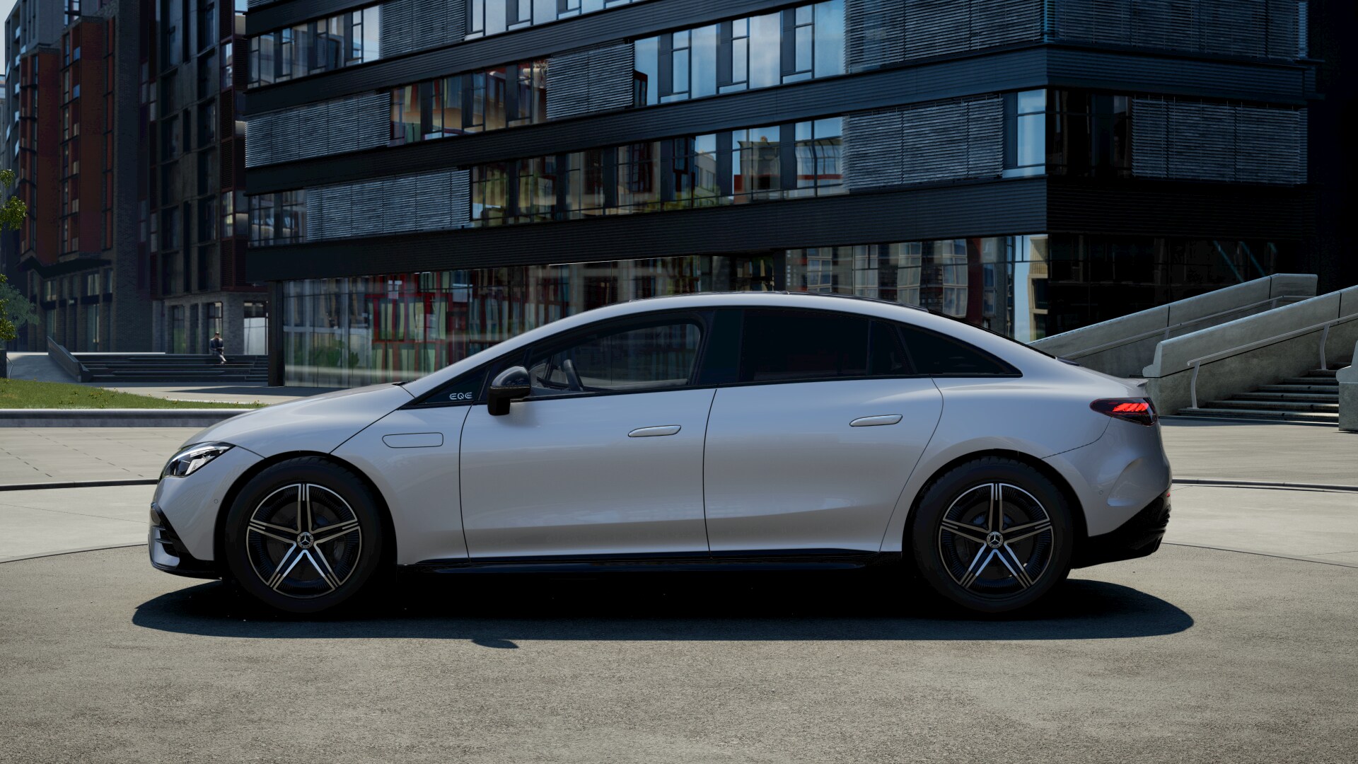 MERCEDES-BENZ EQE 2025