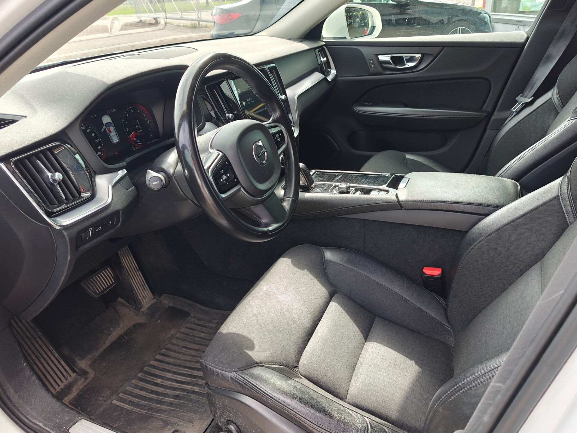 Volvo V60 2019