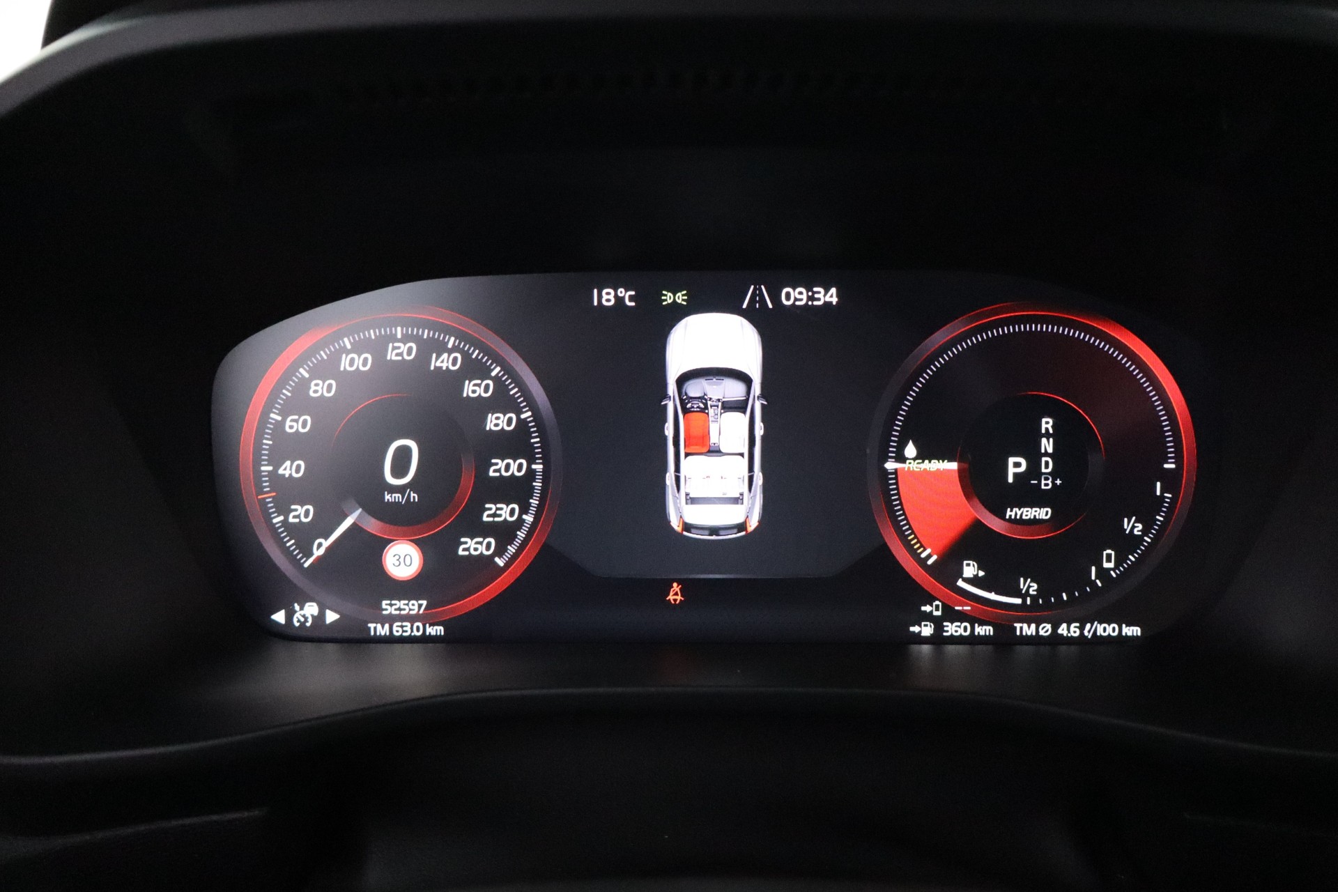 VOLVO XC40 2023