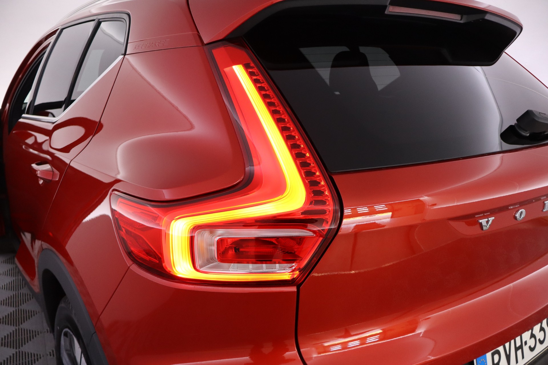 VOLVO XC40 2023