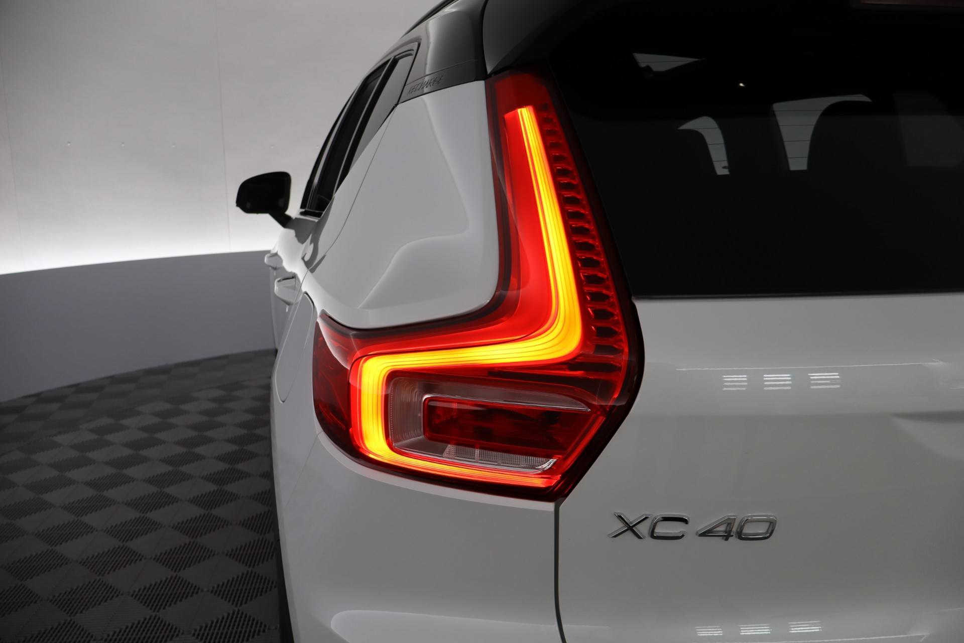 VOLVO XC40 2022