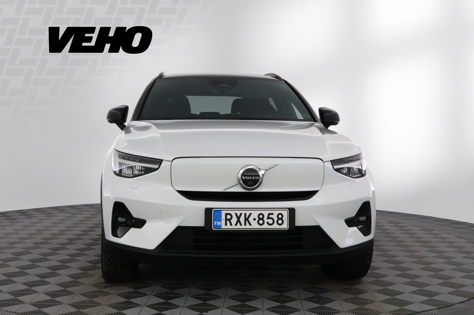 VOLVO XC40 2022